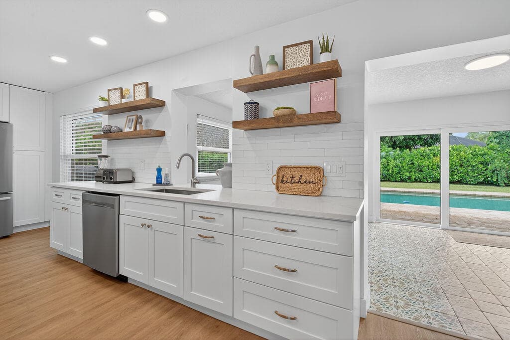 9627 Althea Way, Palm Beach Gardens, FL 33410 — photo 12 of 37