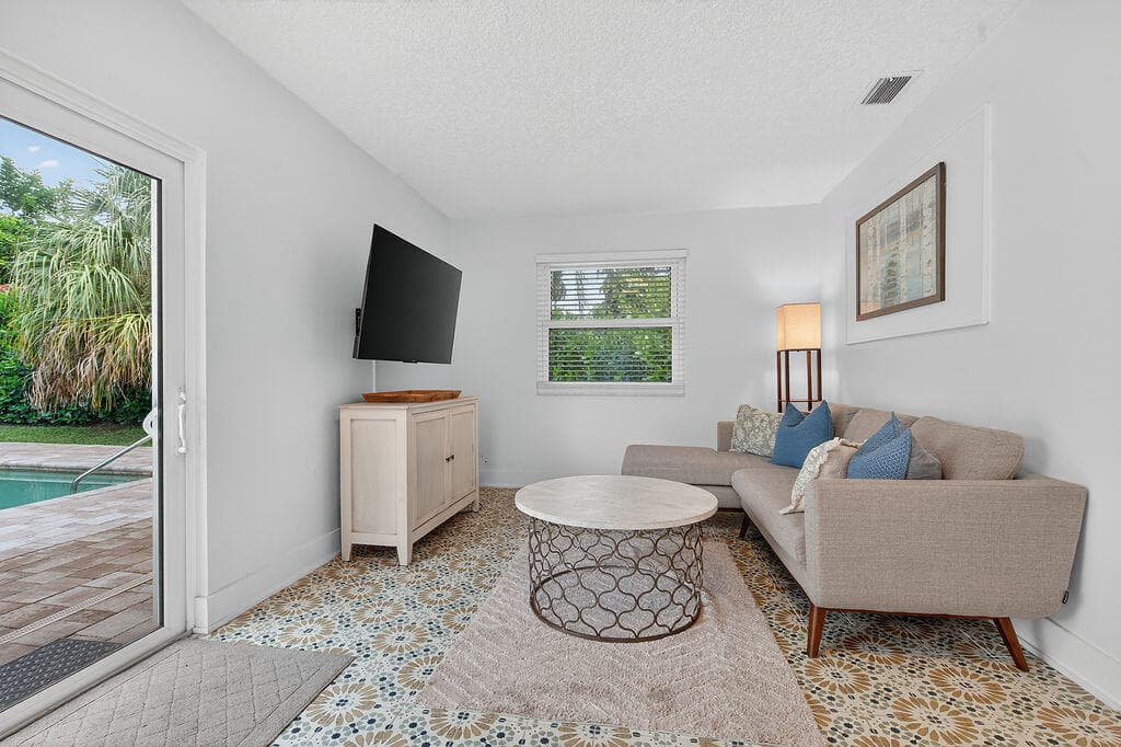 9627 Althea Way, Palm Beach Gardens, FL 33410 — photo 14 of 37
