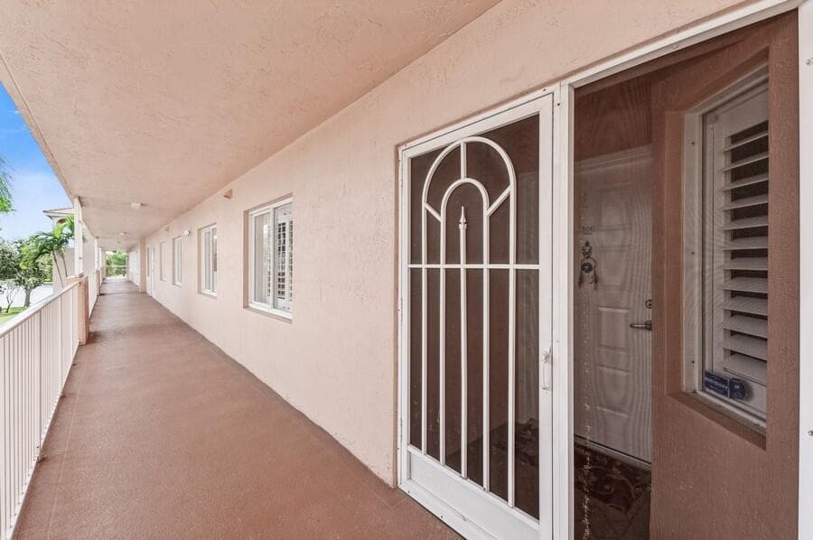 5874 Crystal Shores Drive 304, Boynton Beach, FL 33437 — photo 2 of 48