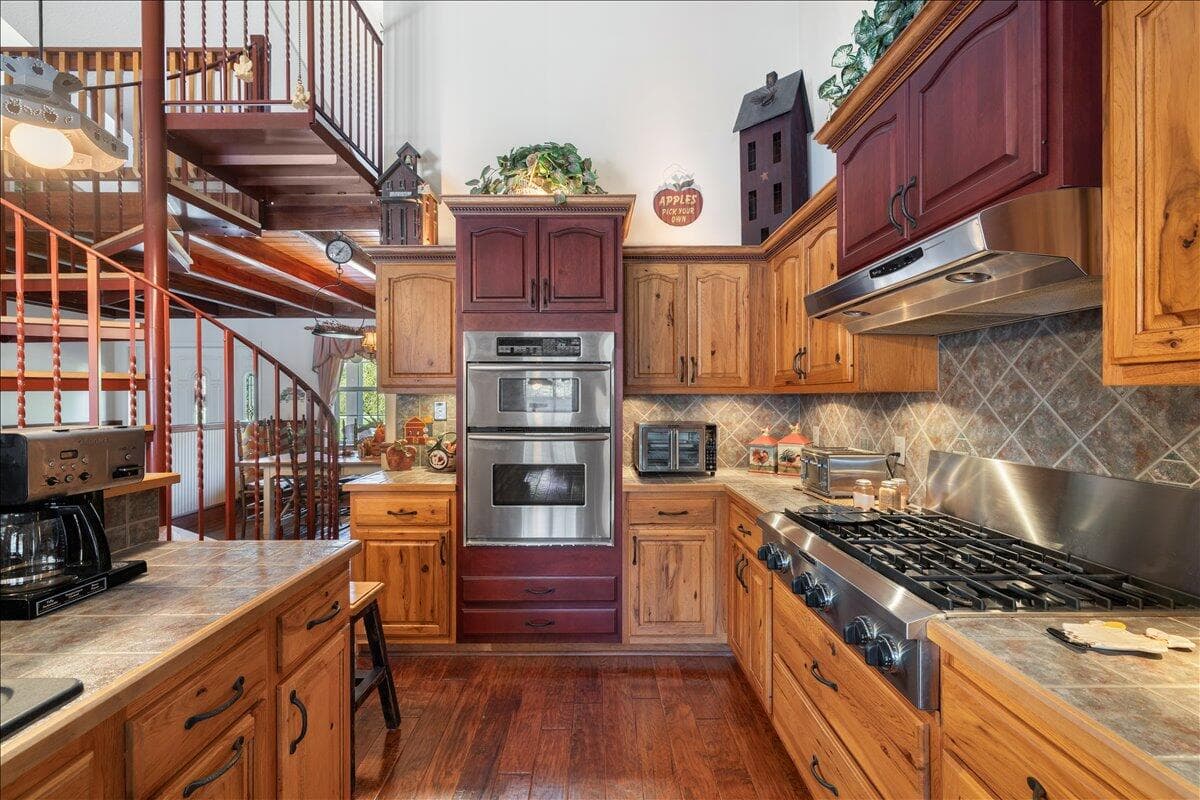 930 90th Avenue, Vero Beach, FL 32966 — photo 14 of 64