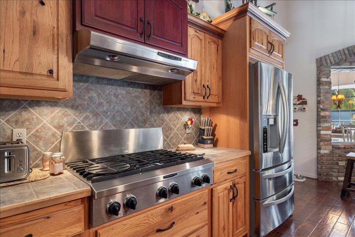 930 90th Avenue, Vero Beach, FL 32966 — photo 19 of 64