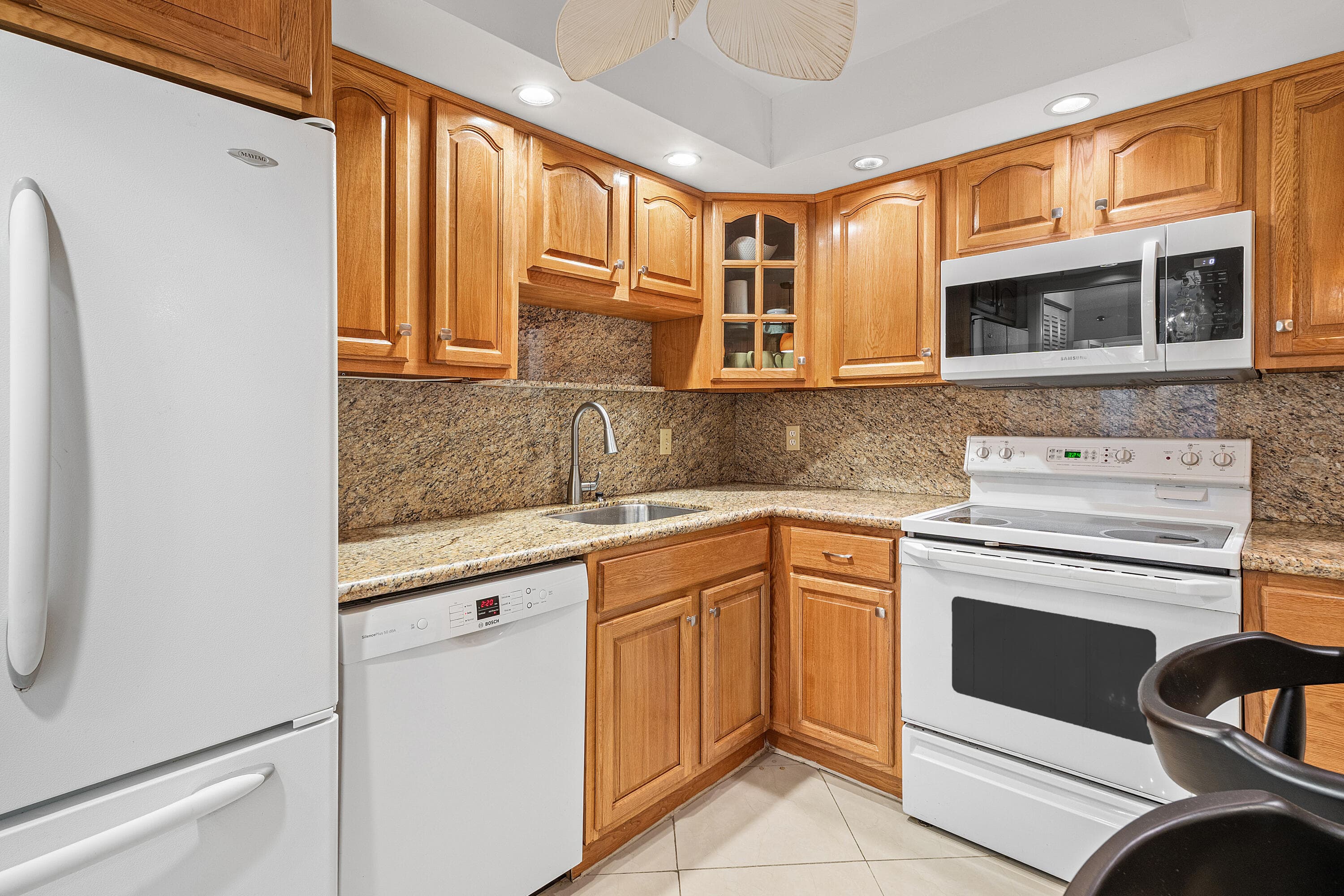 4505 S Ocean Boulevard 306, Highland Beach, FL 33487 — photo 10 of 37