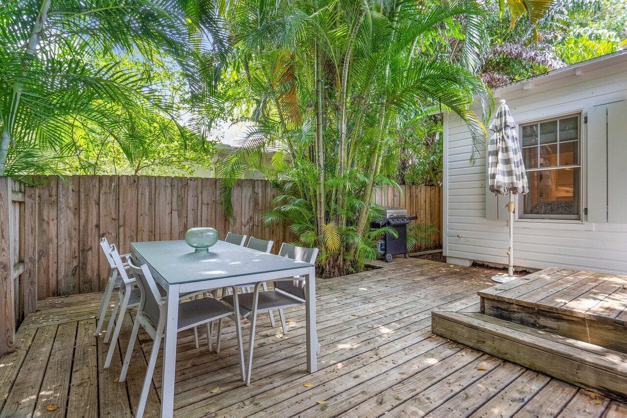 918 NE 5th Street, Delray Beach, FL 33483 — photo 27 of 28