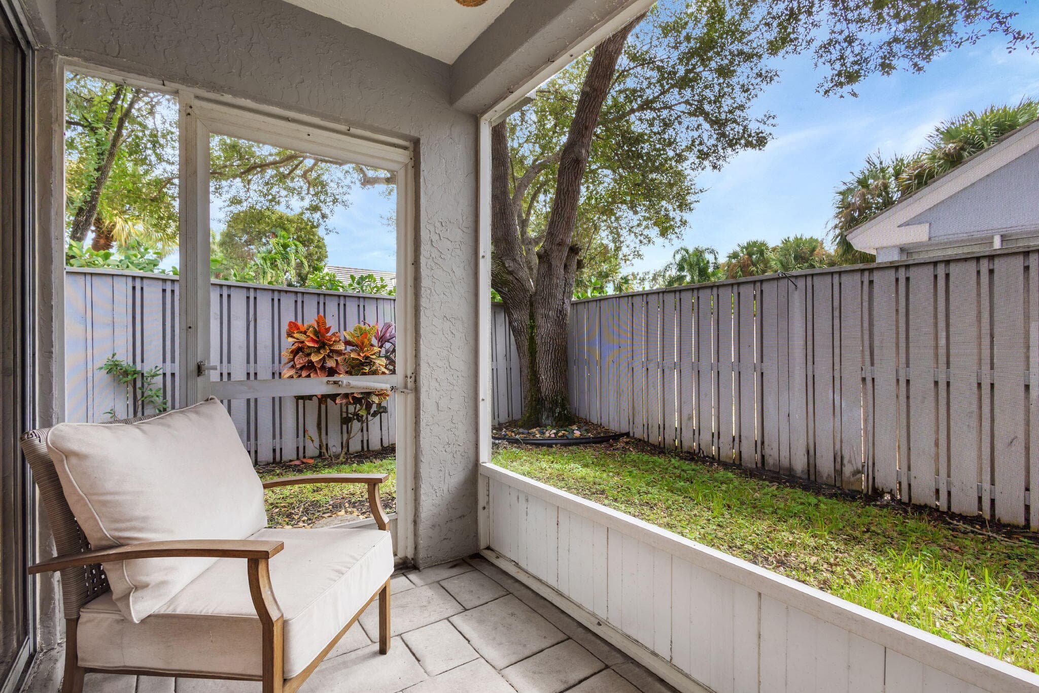 15 Admirals Court, Palm Beach Gardens, FL 33418 — photo 22 of 25