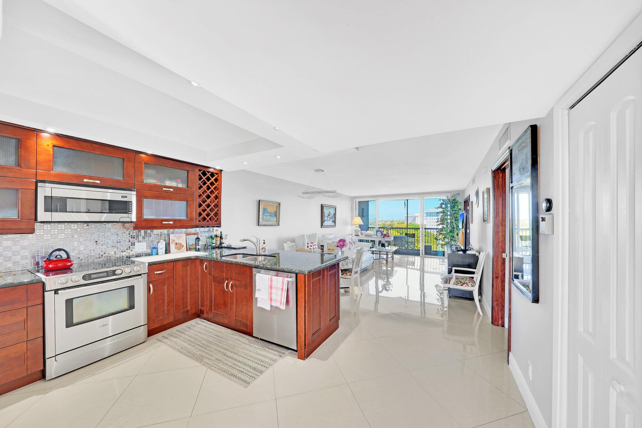 2940 N Course Drive 811, Pompano Beach, FL 33069 — photo 2 of 30