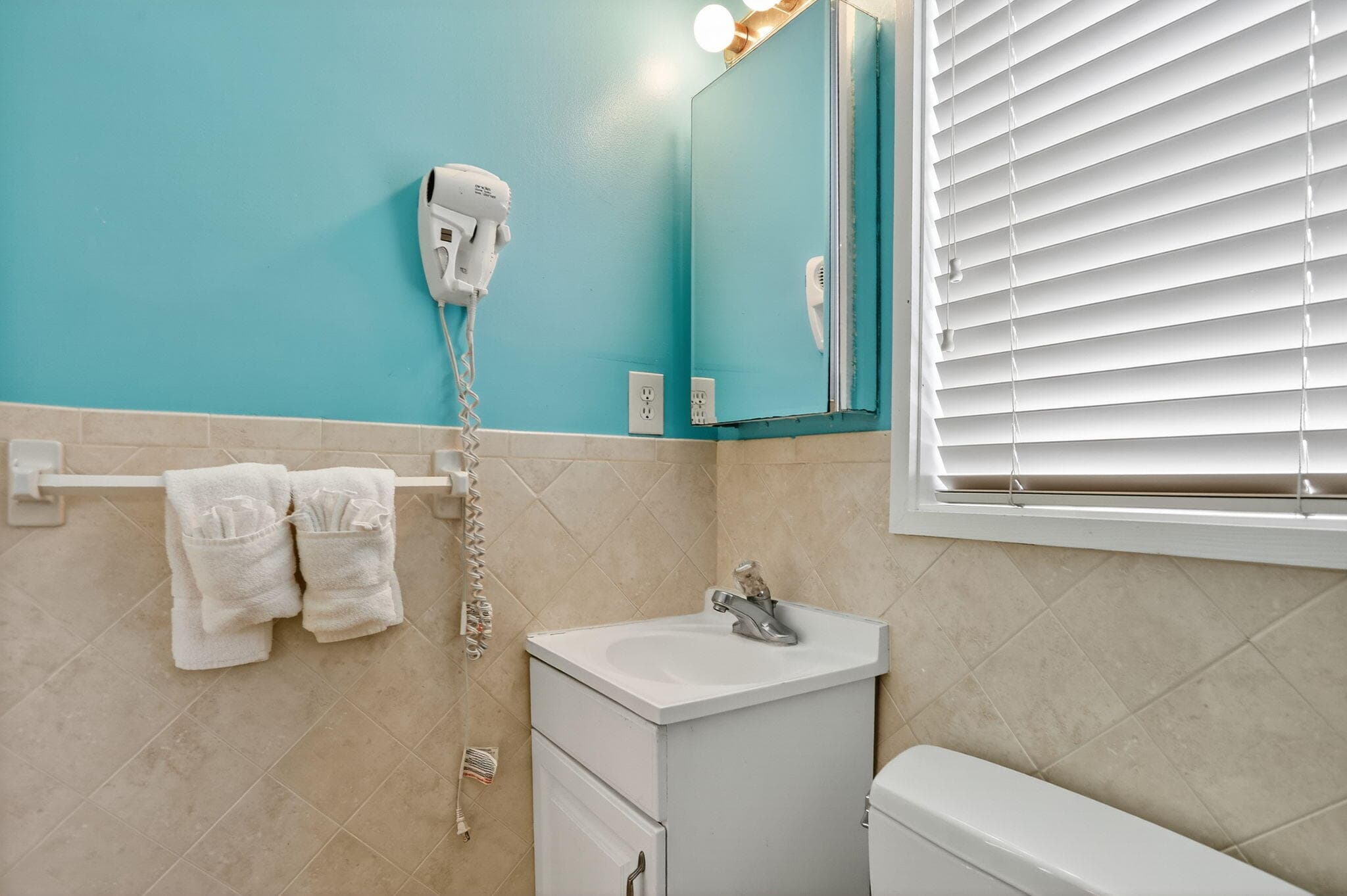 1225 Hillsboro Mile B2, Hillsboro Beach, FL 33062 — photo 38 of 76
