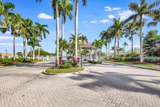 10299 Utopia Circle W, Boynton Beach, FL 33437 — photo 40 of 50