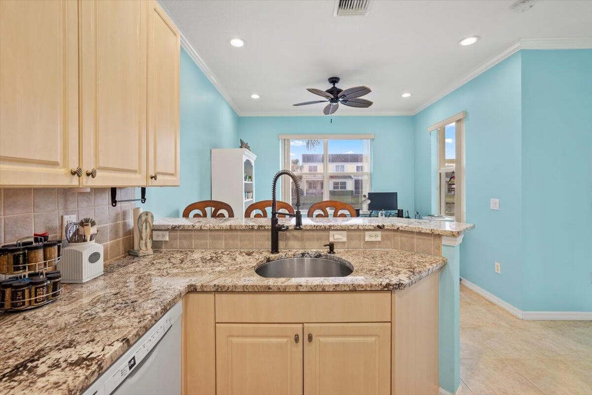 505 Mariner Bay Boulevard, Fort Pierce, FL 34949 — photo 33 of 70