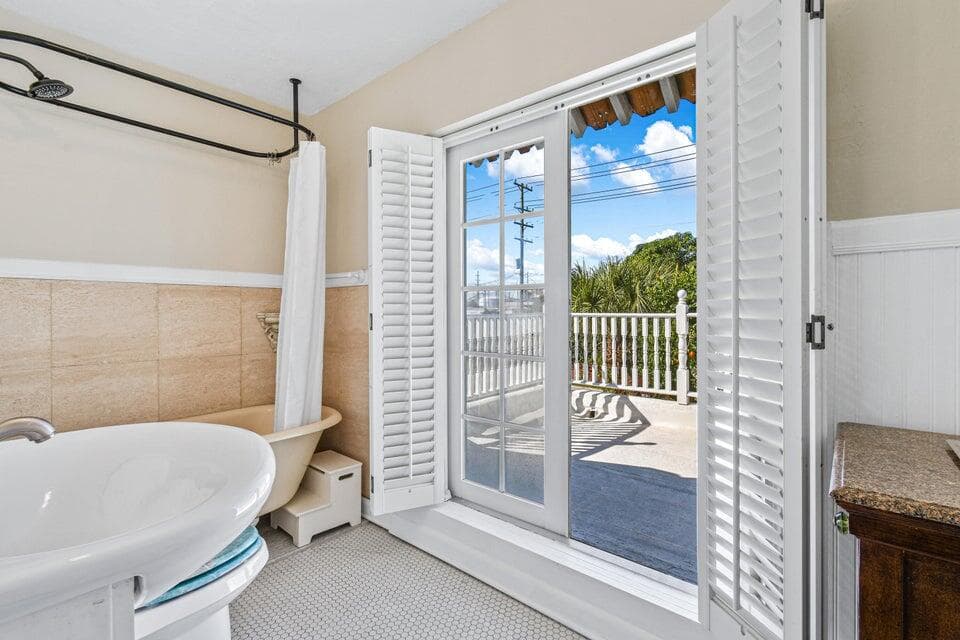 121 S B Street, Lake Worth Beach, FL 33460 — photo 21 of 30