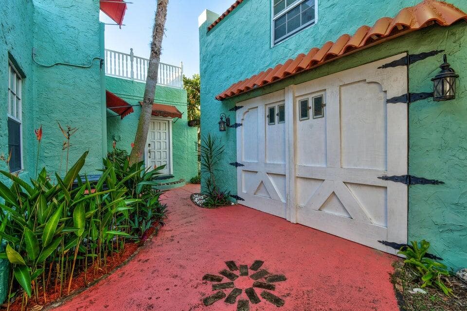121 S B Street, Lake Worth Beach, FL 33460 — photo 8 of 30