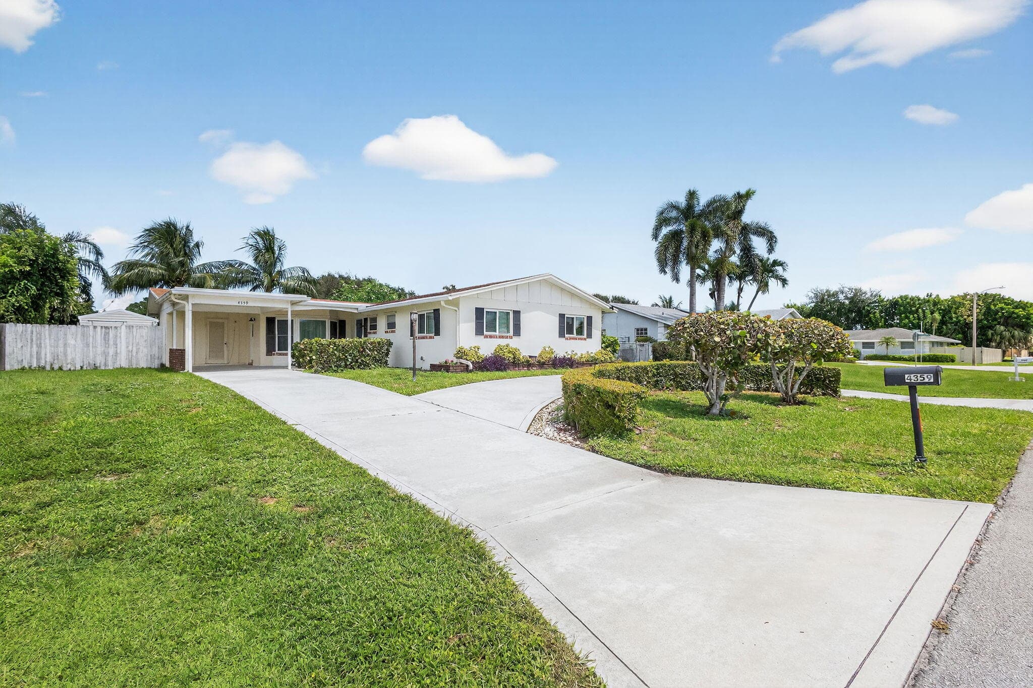 4359 Gardenia Drive, Palm Beach Gardens, FL 33410 — photo 7 of 51