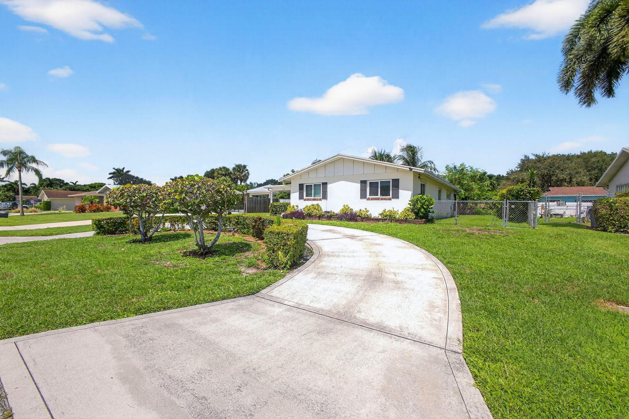 4359 Gardenia Drive, Palm Beach Gardens, FL 33410 — photo 8 of 51