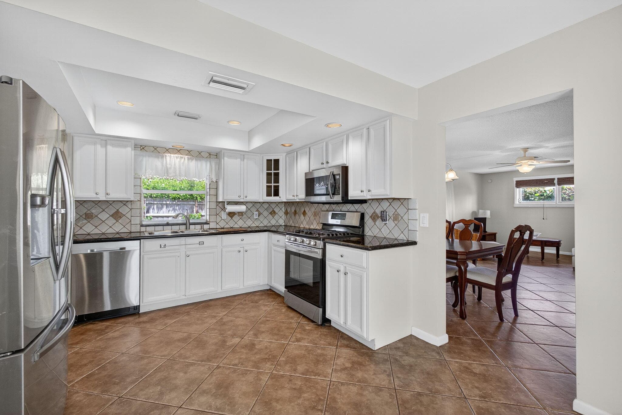 4359 Gardenia Drive, Palm Beach Gardens, FL 33410 — photo 16 of 51