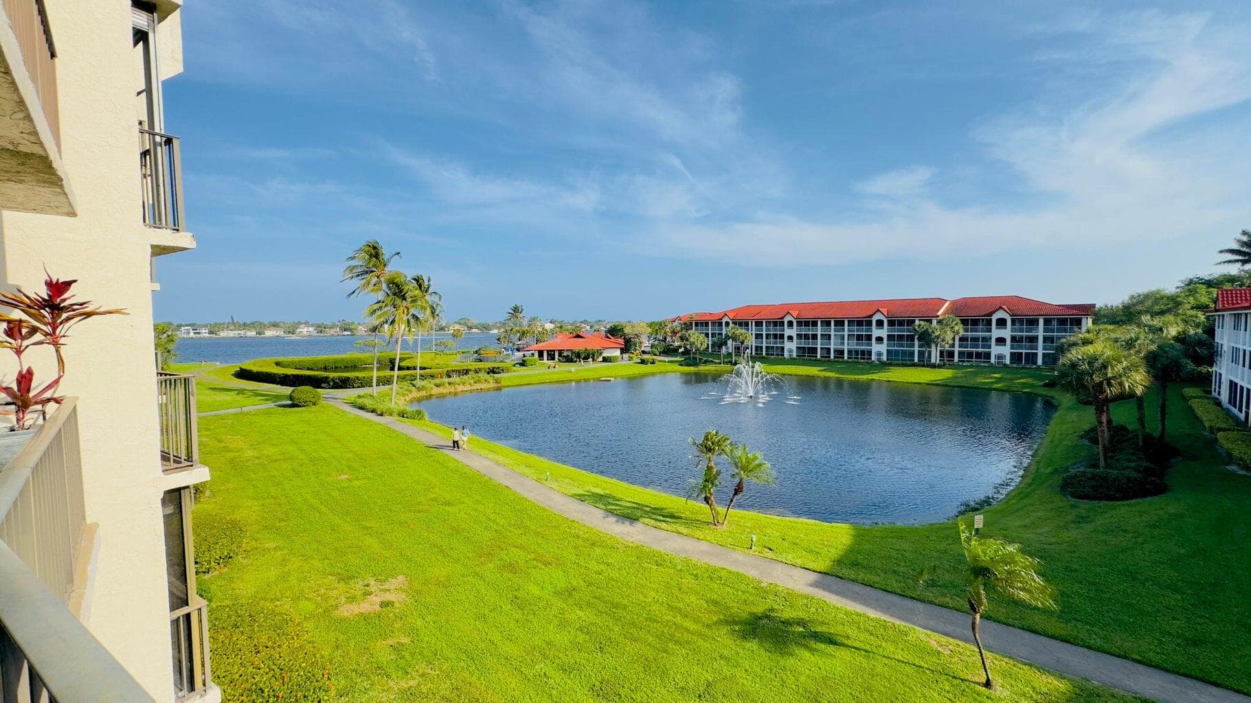 7030 Half Moon Circle 121, Hypoluxo, FL 33462 — photo 23 of 74