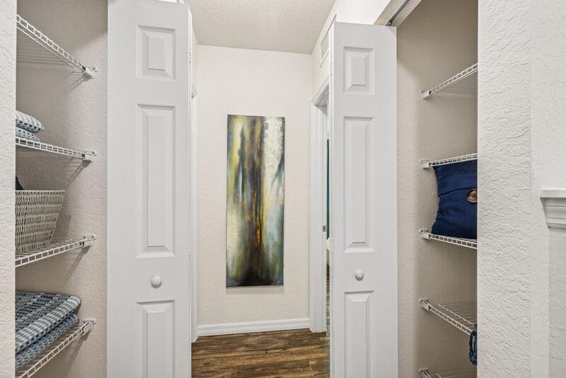 Townhouse in West Palm Beach — photo 9 of 19