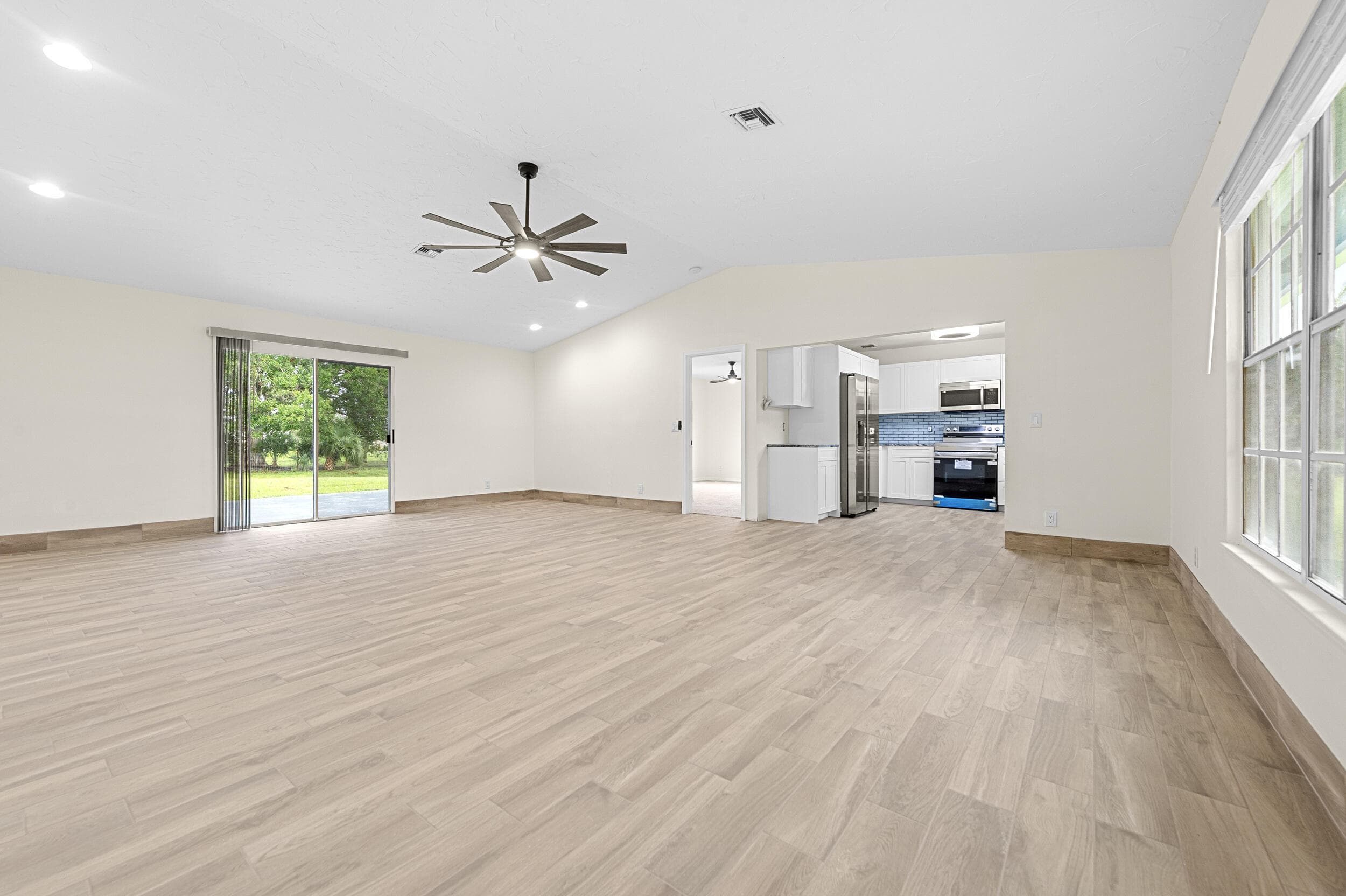 18682 49th Street N, Loxahatchee, FL 33470 — photo 5 of 38