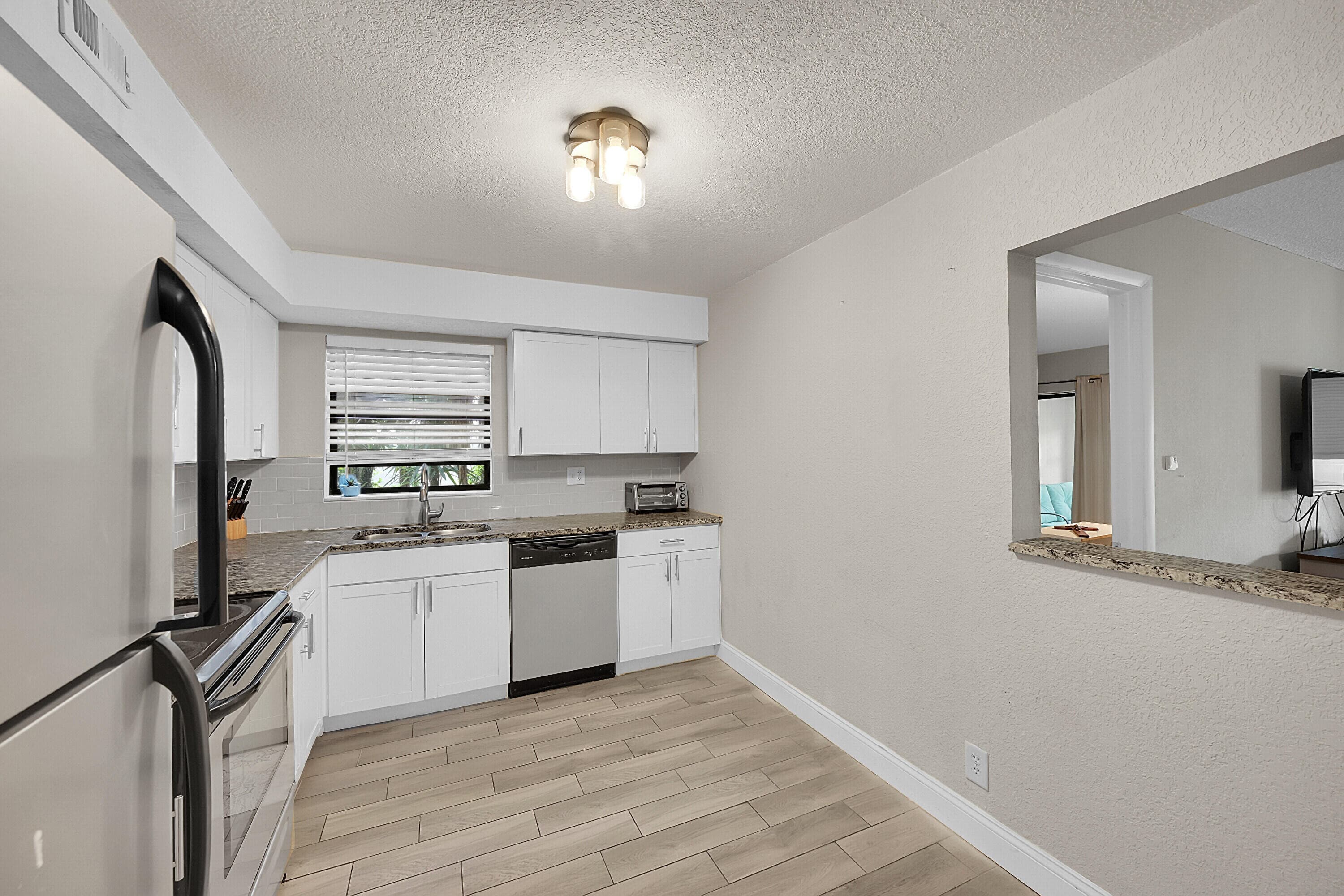 497 Piedmont K, Delray Beach, FL 33484 — photo 4 of 43