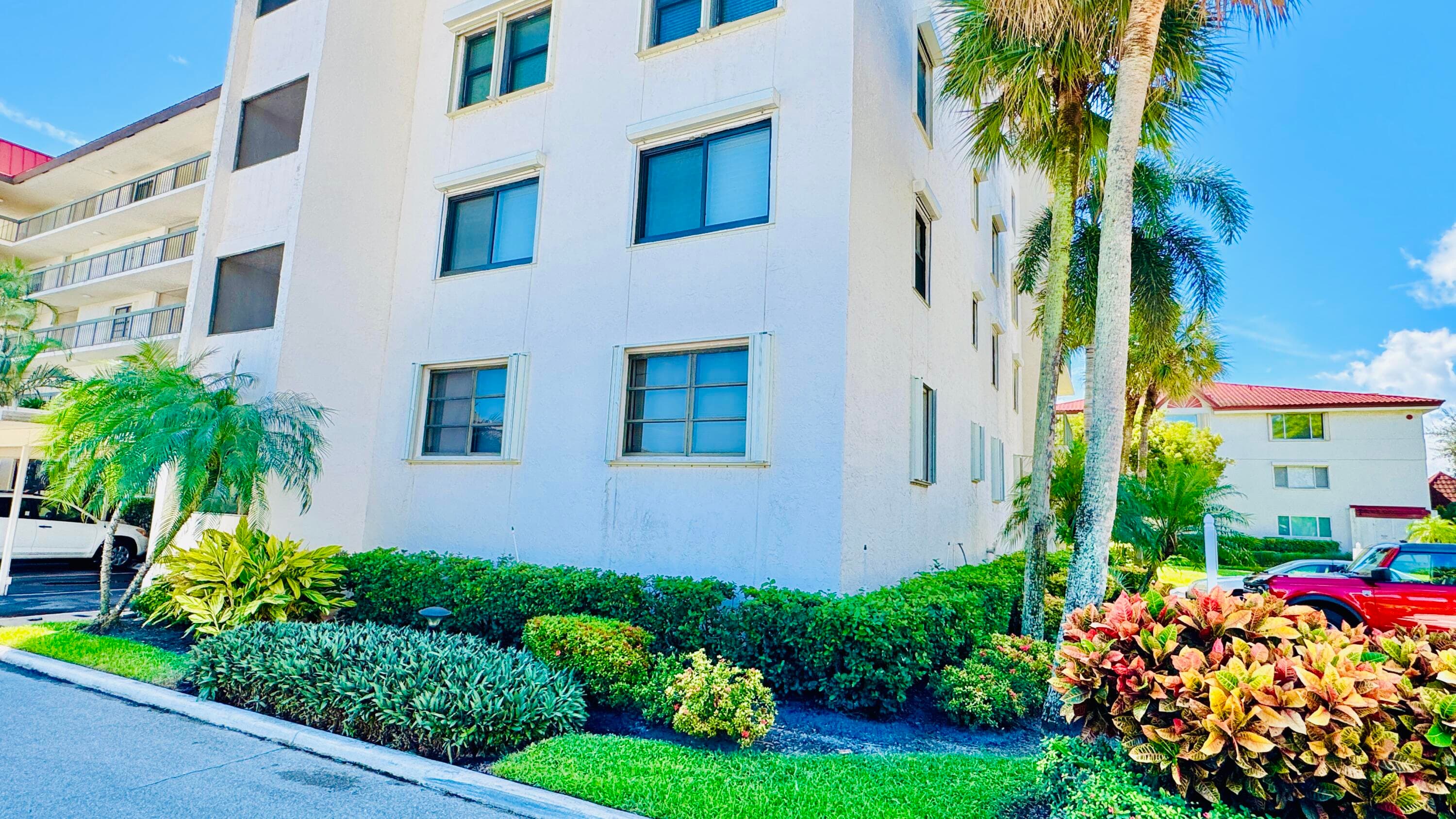 7030 Half Moon Circle 121, Hypoluxo, FL 33462 — photo 70 of 74