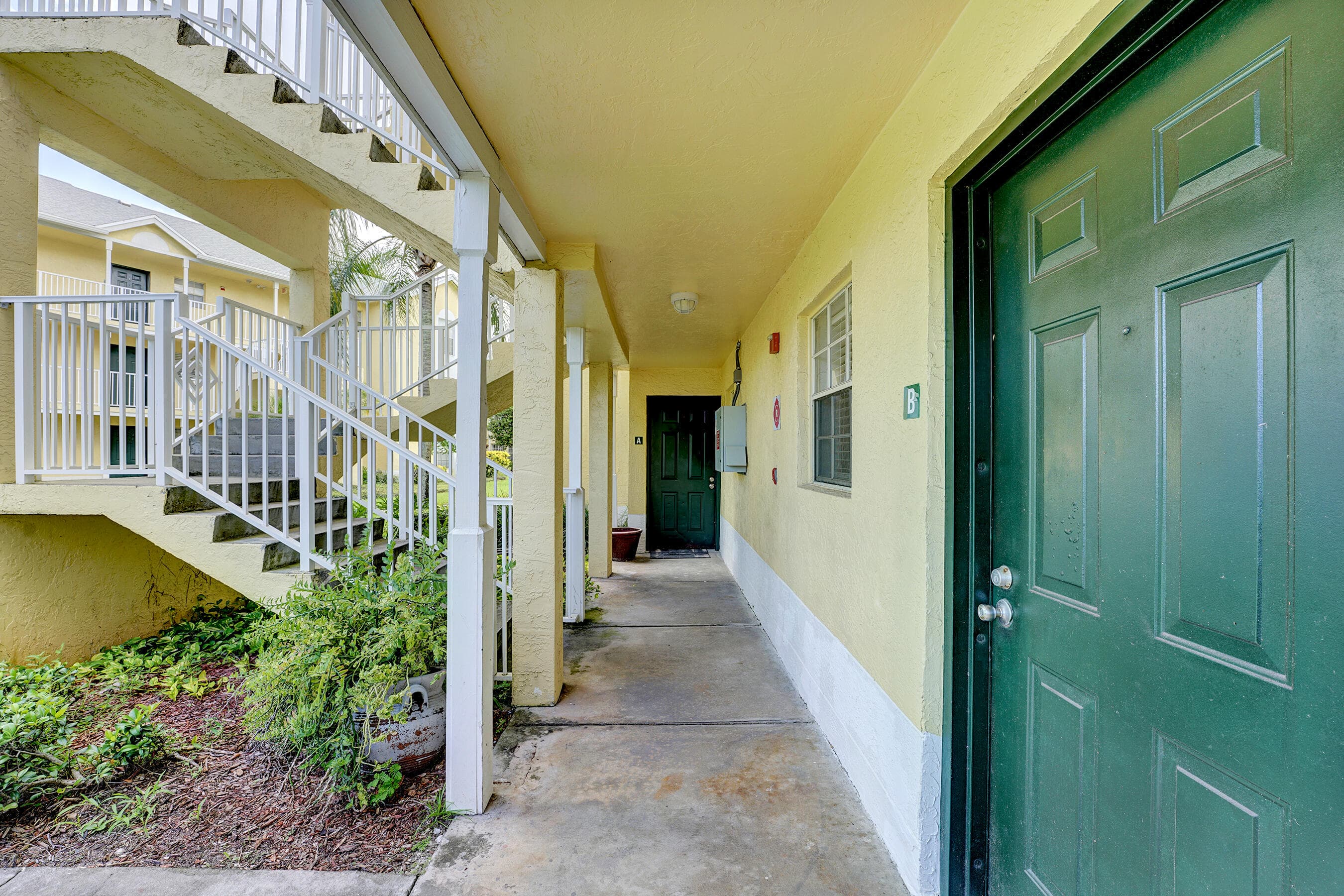 6315 La Costa Drive A, Boca Raton, FL 33433 — photo 4 of 38