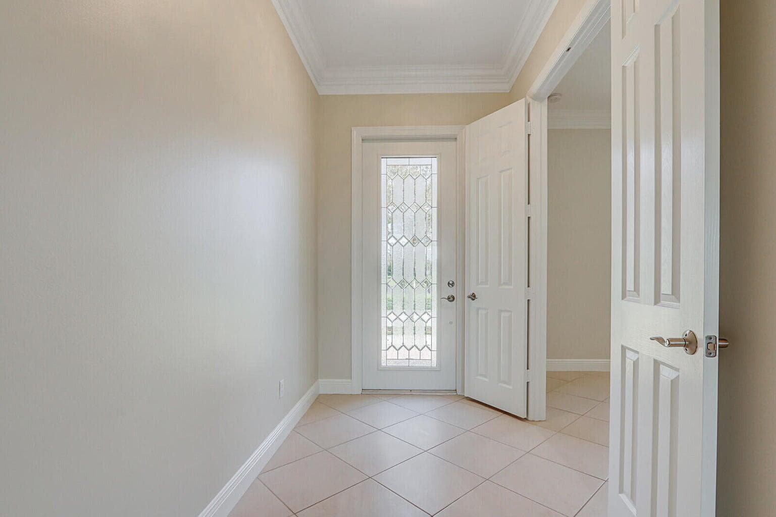 10007 SW Ambrose Way, Port St. Lucie, FL 34986 — photo 11 of 51