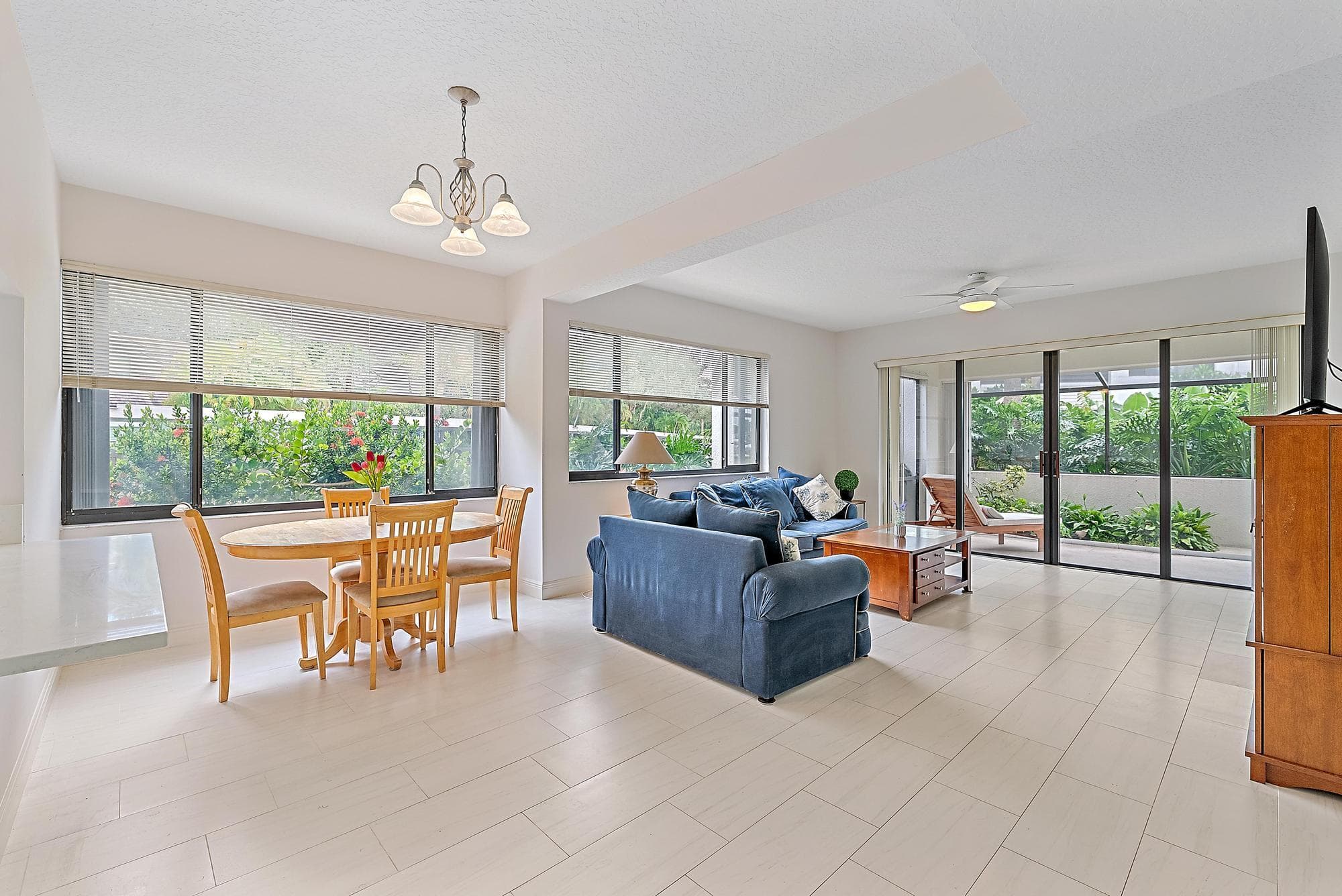 811 Oak Harbour Drive, Juno Beach, FL 33408 — photo 7 of 48