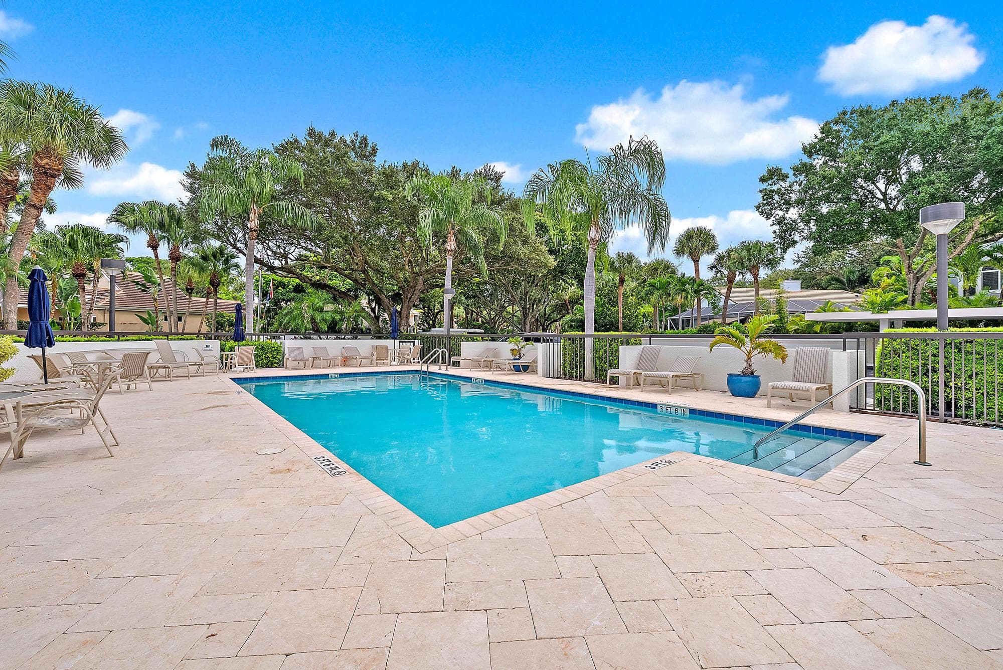 811 Oak Harbour Drive, Juno Beach, FL 33408 — photo 21 of 48