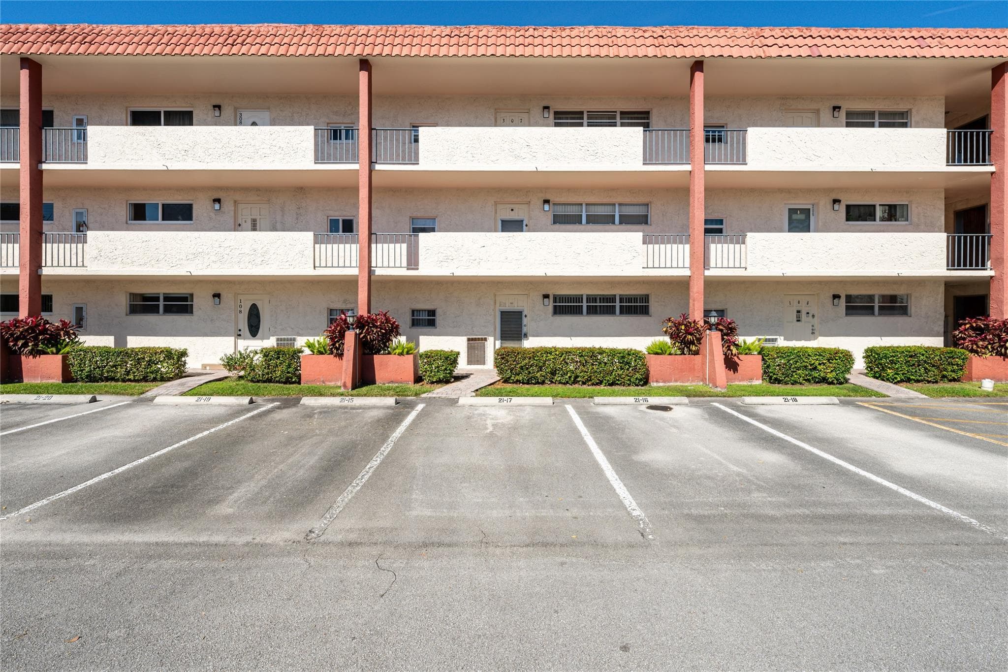 9523 S Hollybrook Lake Drive 107, Pembroke Pines, FL 33025 — photo 71 of 72