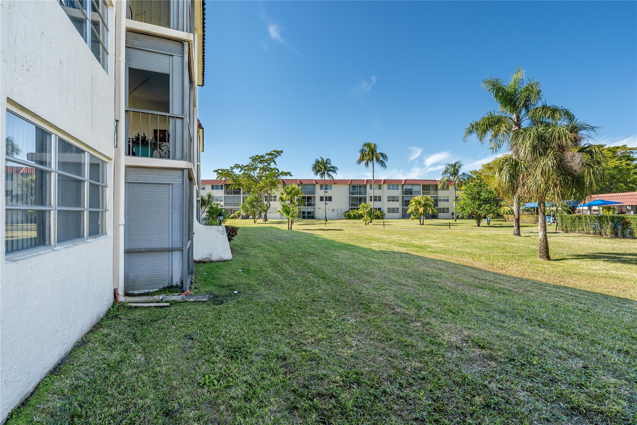 9523 S Hollybrook Lake Drive 107, Pembroke Pines, FL 33025 — photo 17 of 72