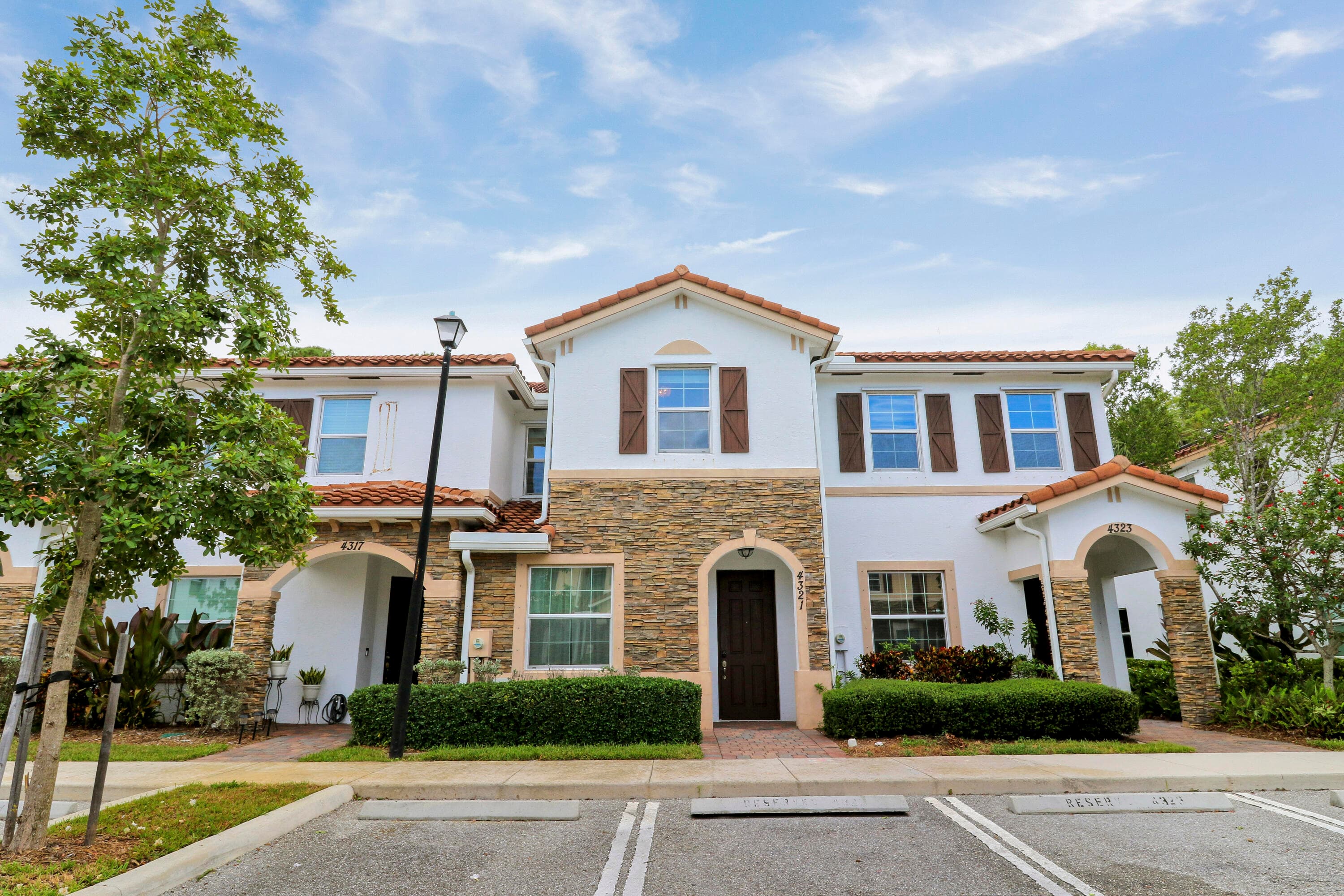 4321 Maybelle Lane, West Palm Beach, FL 33417 — photo 1 of 36