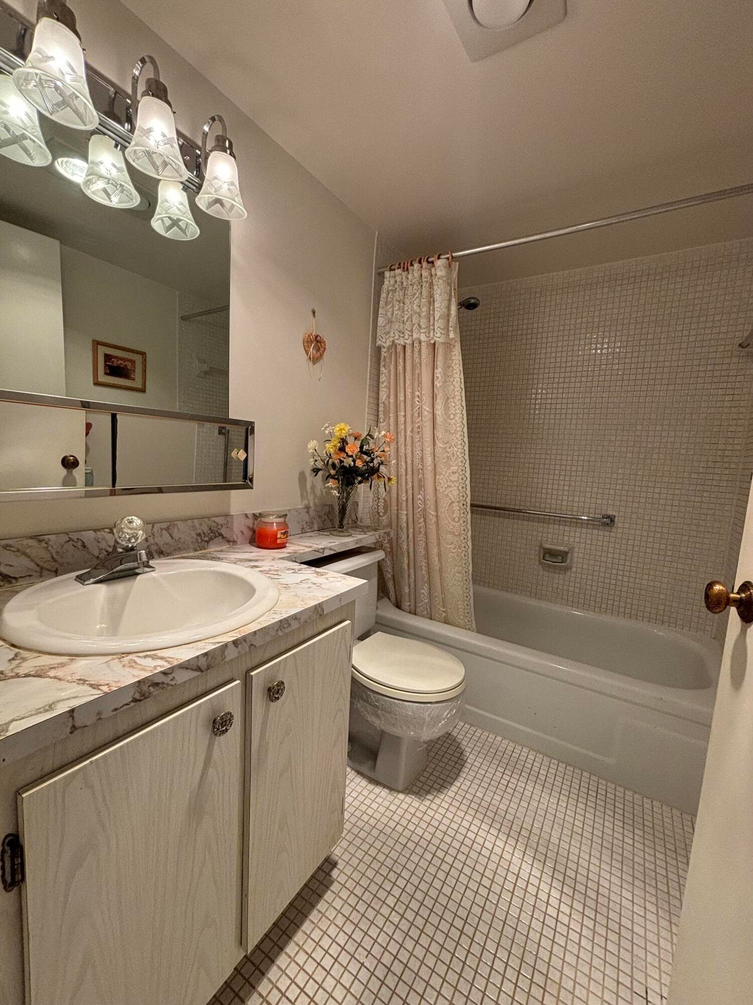 3300 Springdale Boulevard 217, Palm Springs, FL 33461 — photo 5 of 10