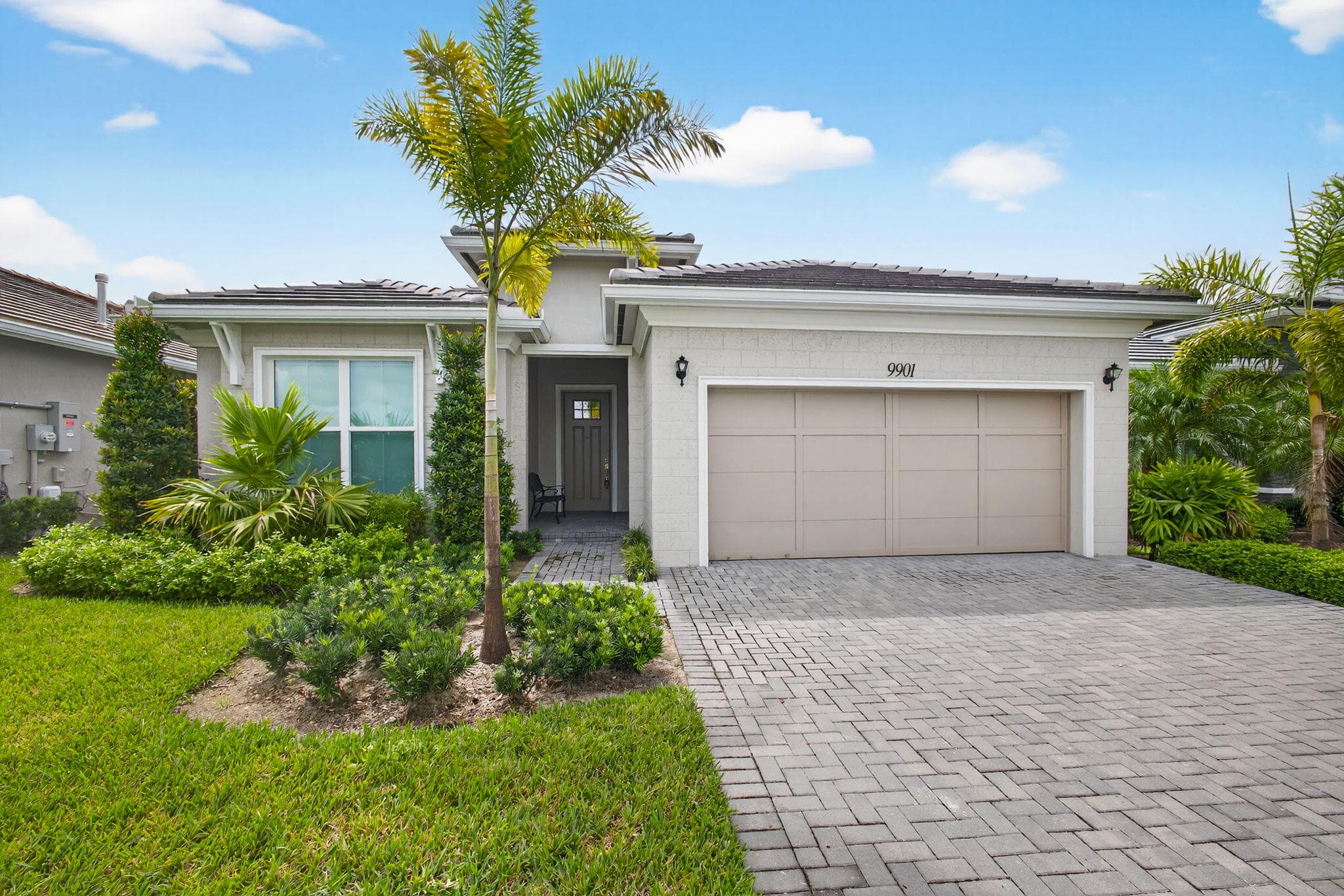9901 Regency Way, Palm Beach Gardens, FL 33412 — photo 1 of 96