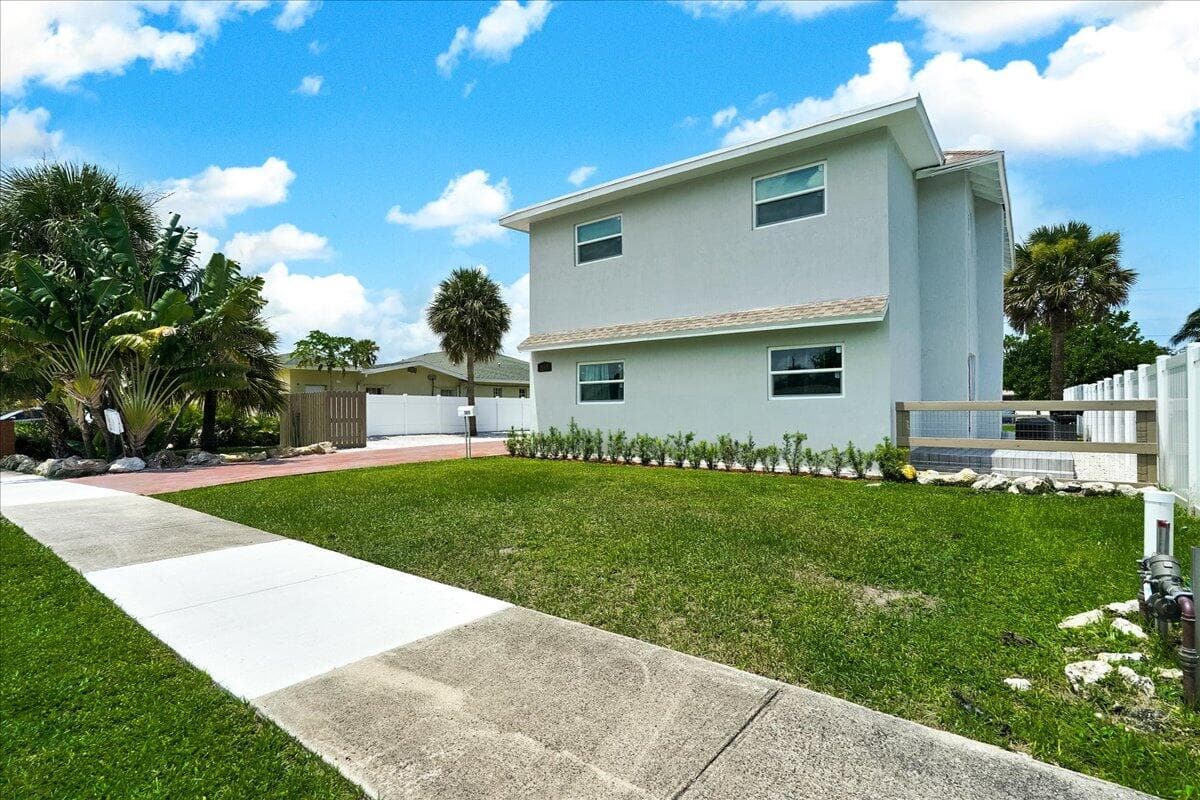 305 Cypress Drive E 1,2,3,4,5, Lake Park, FL 33403 — photo 3 of 53