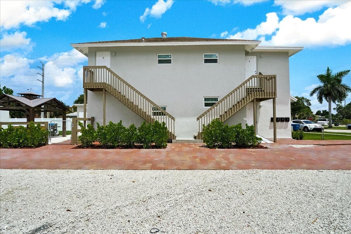 305 Cypress Drive E 1,2,3,4,5, Lake Park, FL 33403 — photo 8 of 53