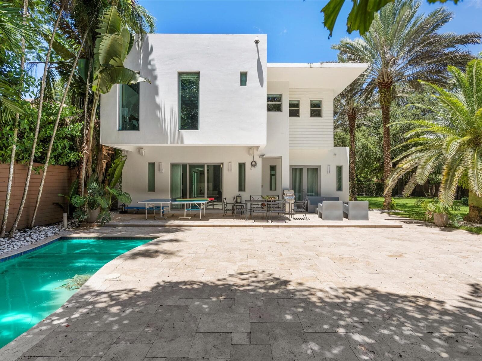 3917 SW 42nd Avenue, Miami, FL 33146 — photo 15 of 60