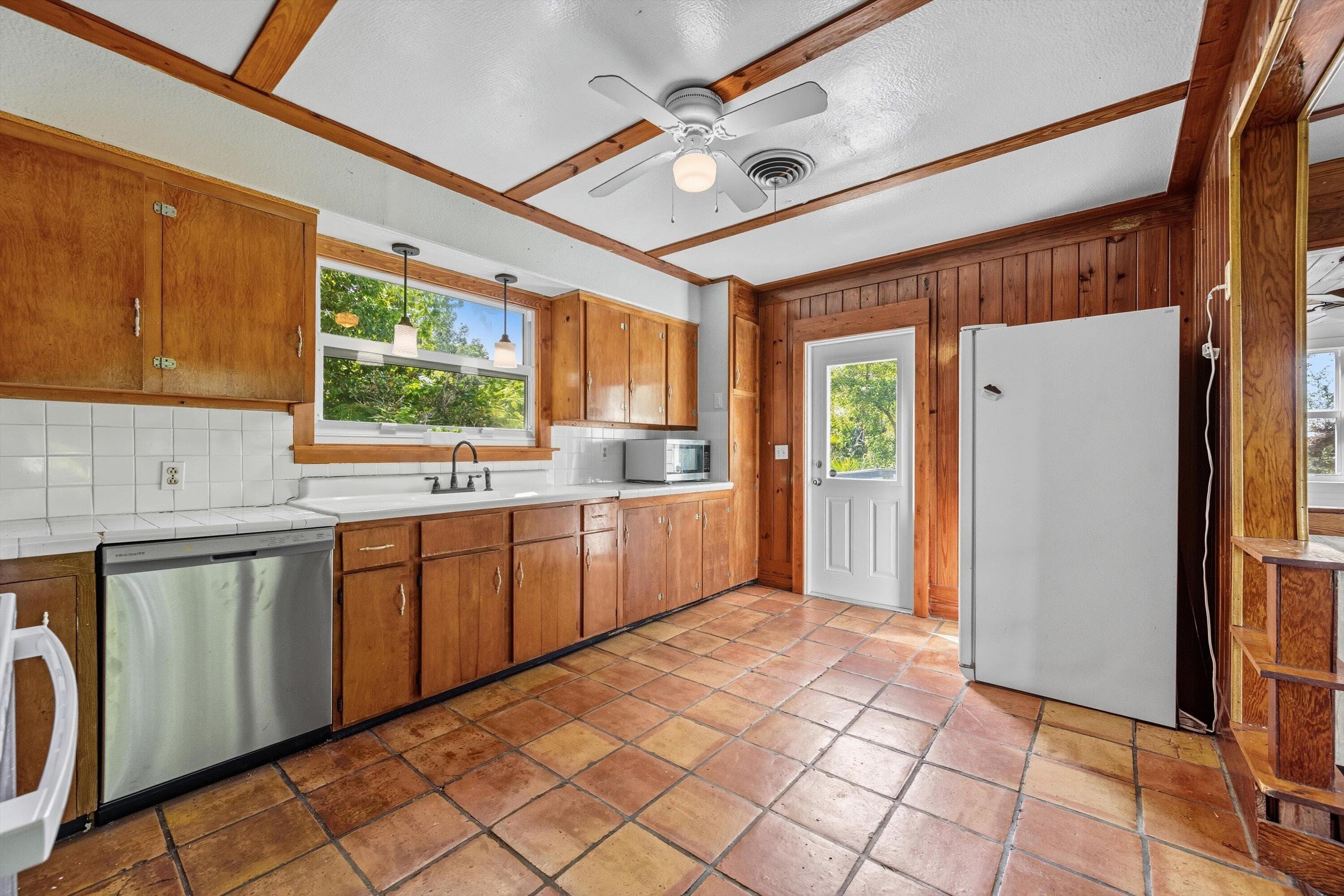 1398 SW Palm City Road, Stuart, FL 34994 — photo 23 of 47