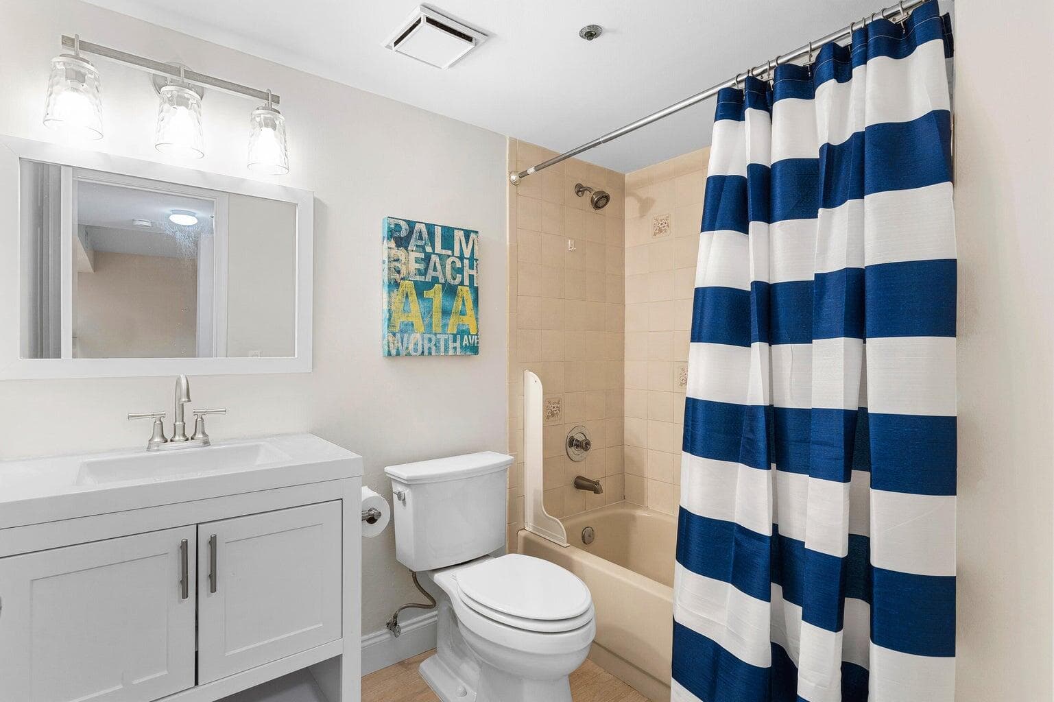 700 Uno Lago Drive 303, Juno Beach, FL 33408 — photo 11 of 17