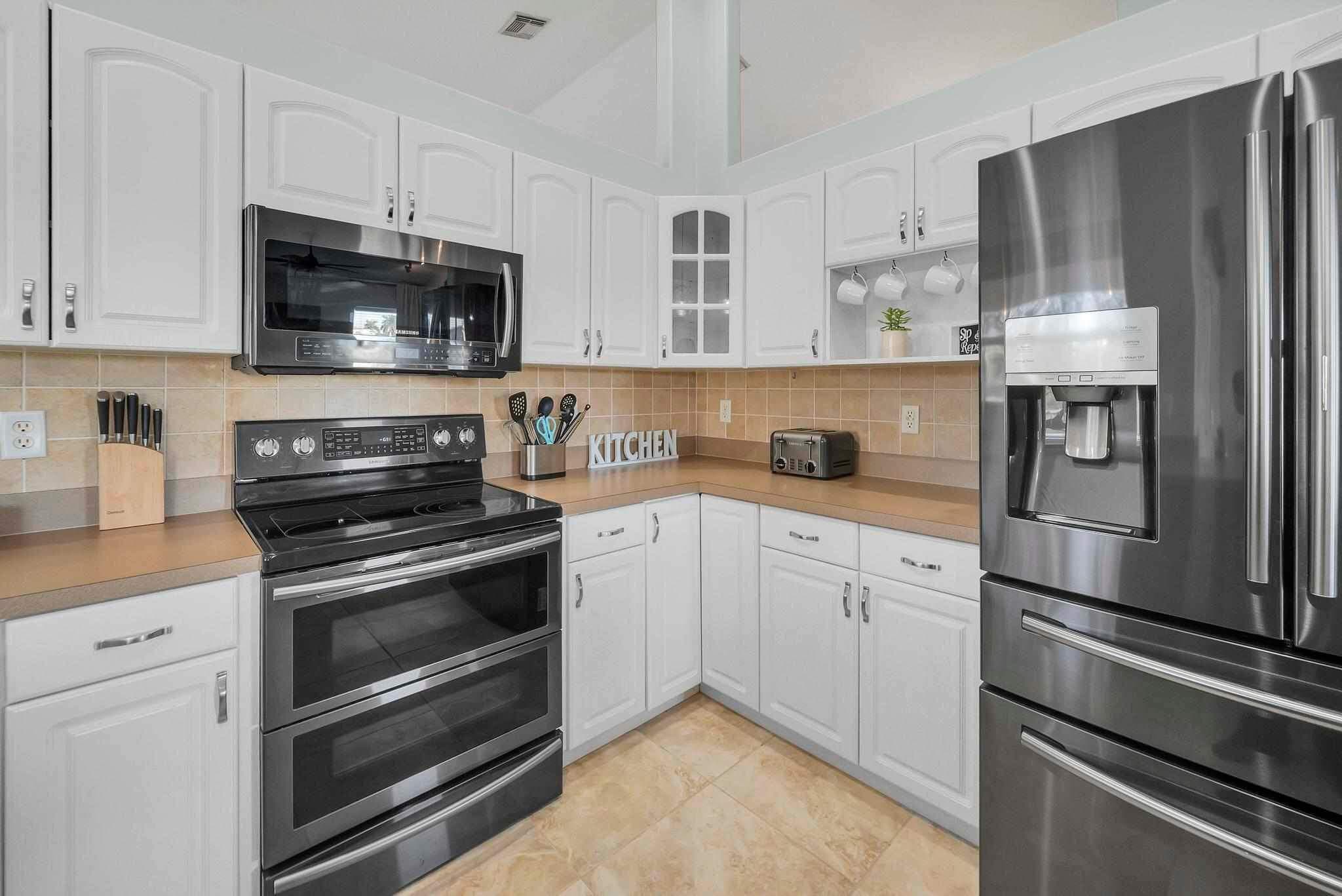 5464 NW Milner Drive, Port St. Lucie, FL 34983 — photo 15 of 49