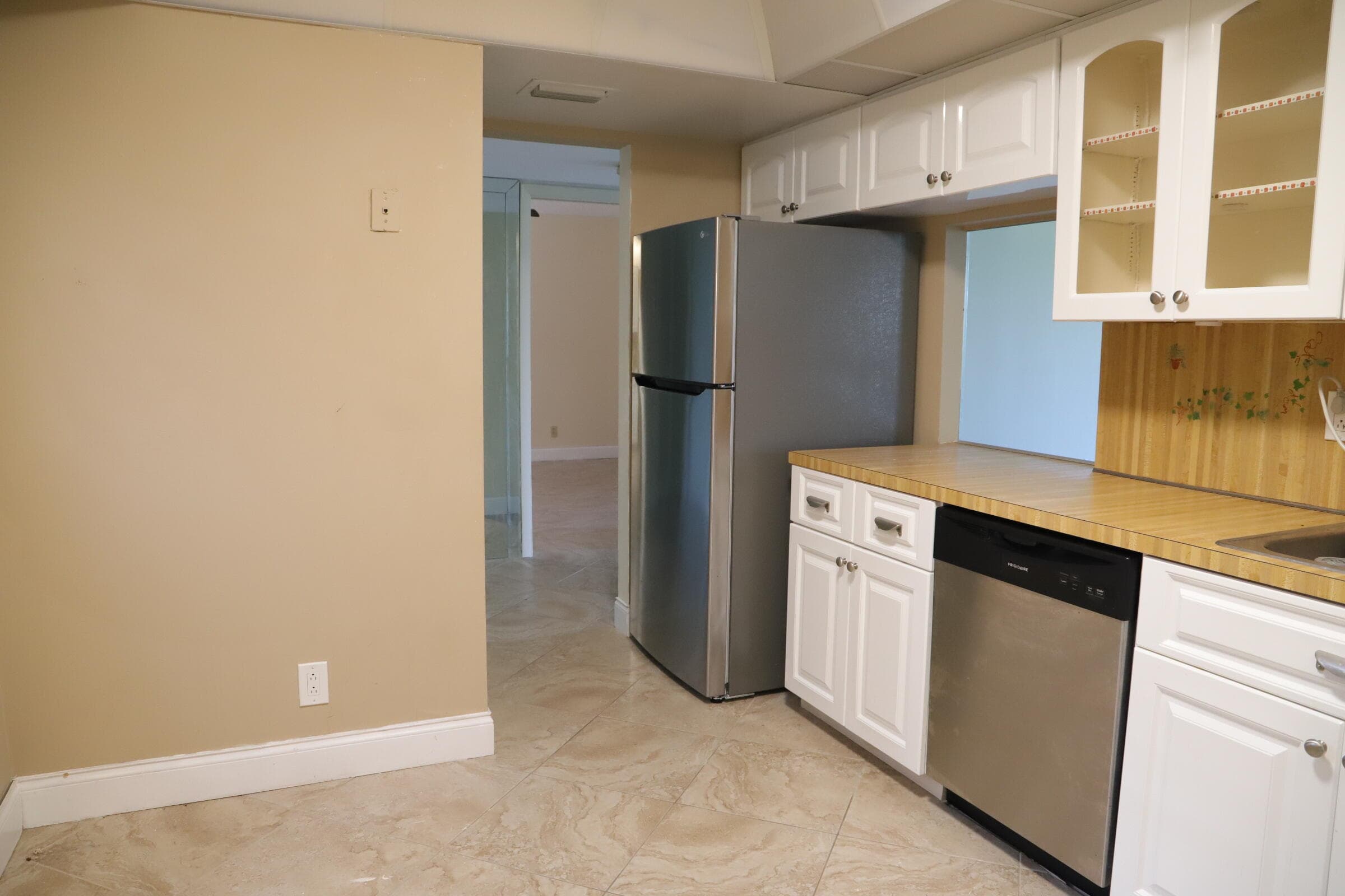 6400 NW 2nd Avenue 423, Boca Raton, FL 33487 — photo 2 of 19