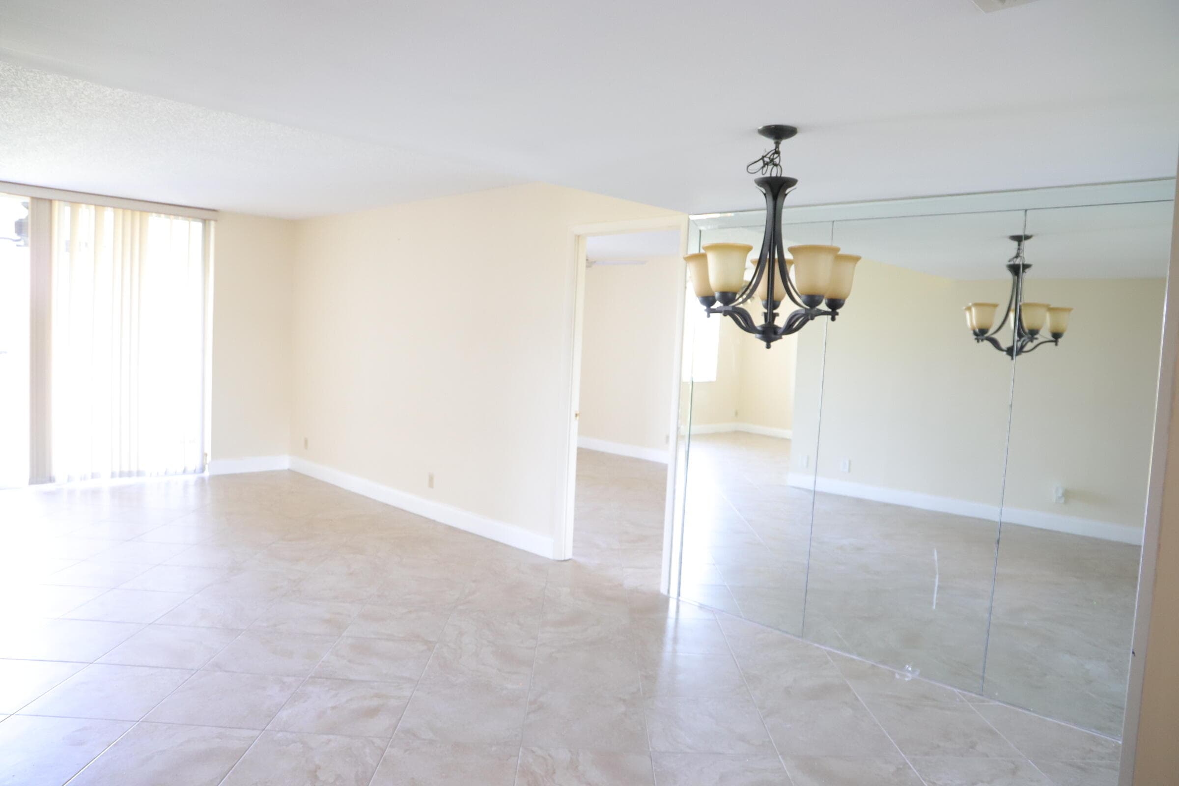 6400 NW 2nd Avenue 423, Boca Raton, FL 33487 — photo 5 of 19