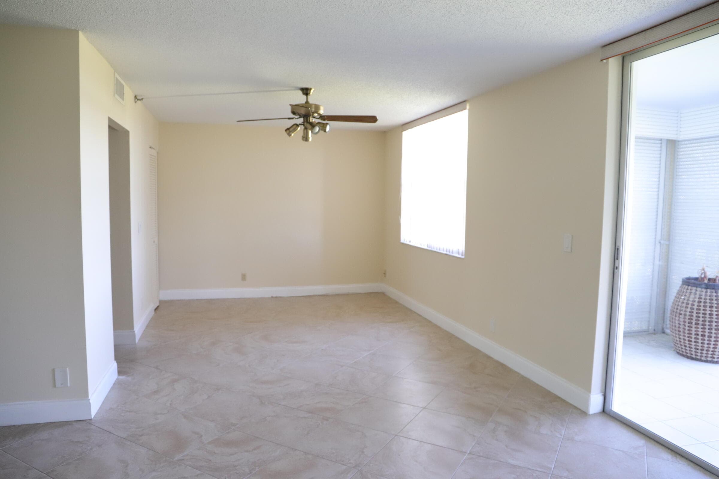 6400 NW 2nd Avenue 423, Boca Raton, FL 33487 — photo 6 of 19