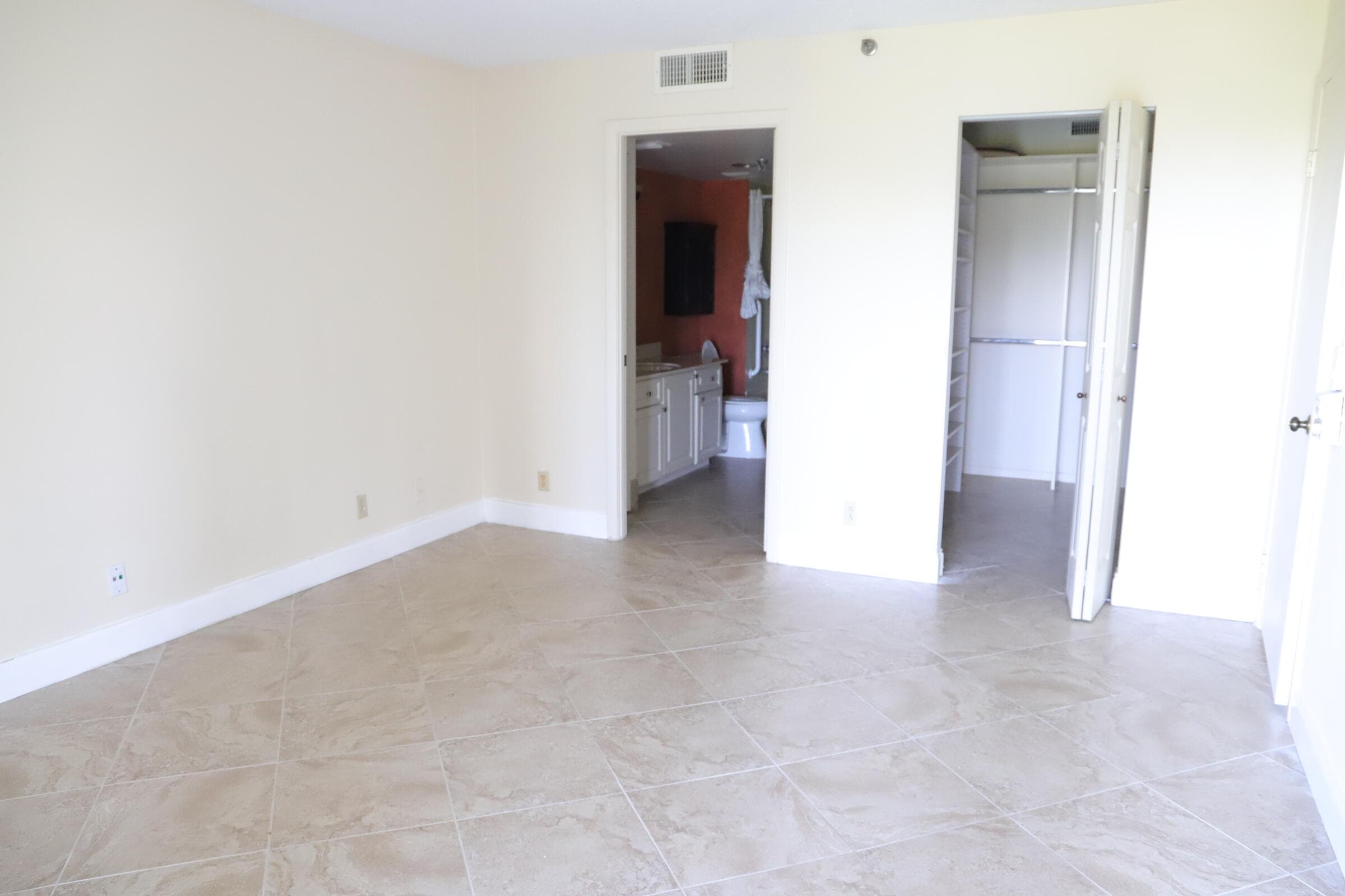 6400 NW 2nd Avenue 423, Boca Raton, FL 33487 — photo 9 of 19