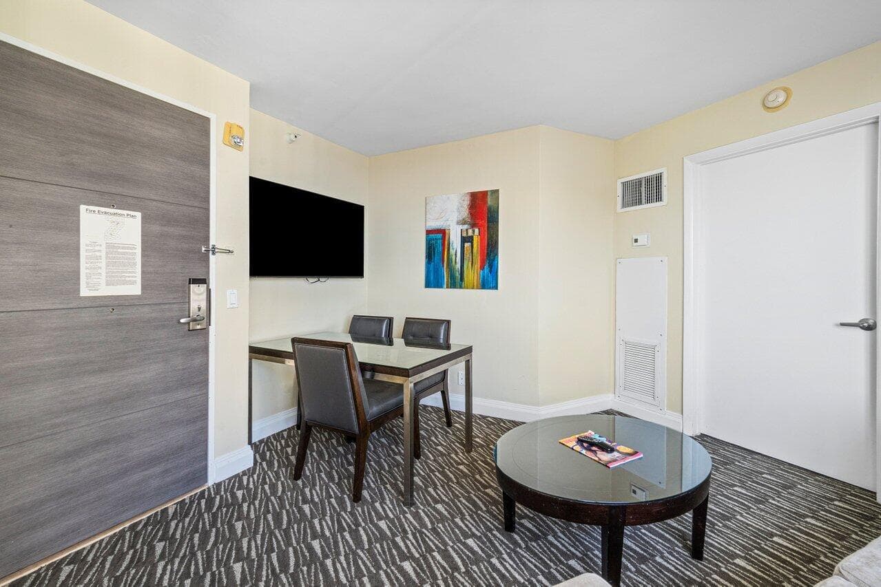 2670 E Sunrise Boulevard 1202, Fort Lauderdale, FL 33304 — photo 7 of 32
