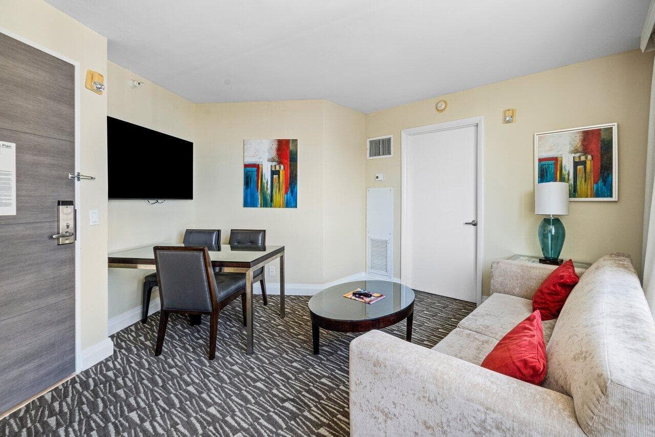 2670 E Sunrise Boulevard 1202, Fort Lauderdale, FL 33304 — photo 15 of 32