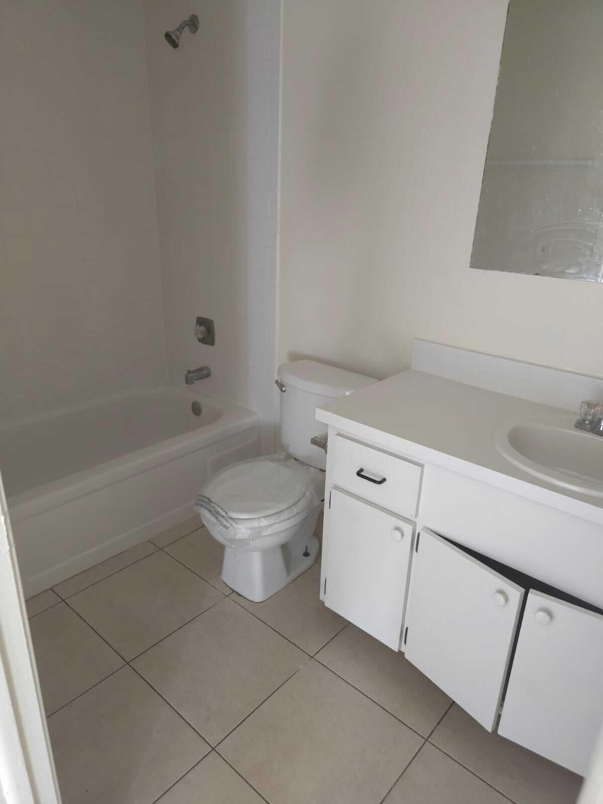 1740 2nd Avenue 202, Lake Worth Beach, FL 33460 — photo 19 of 24