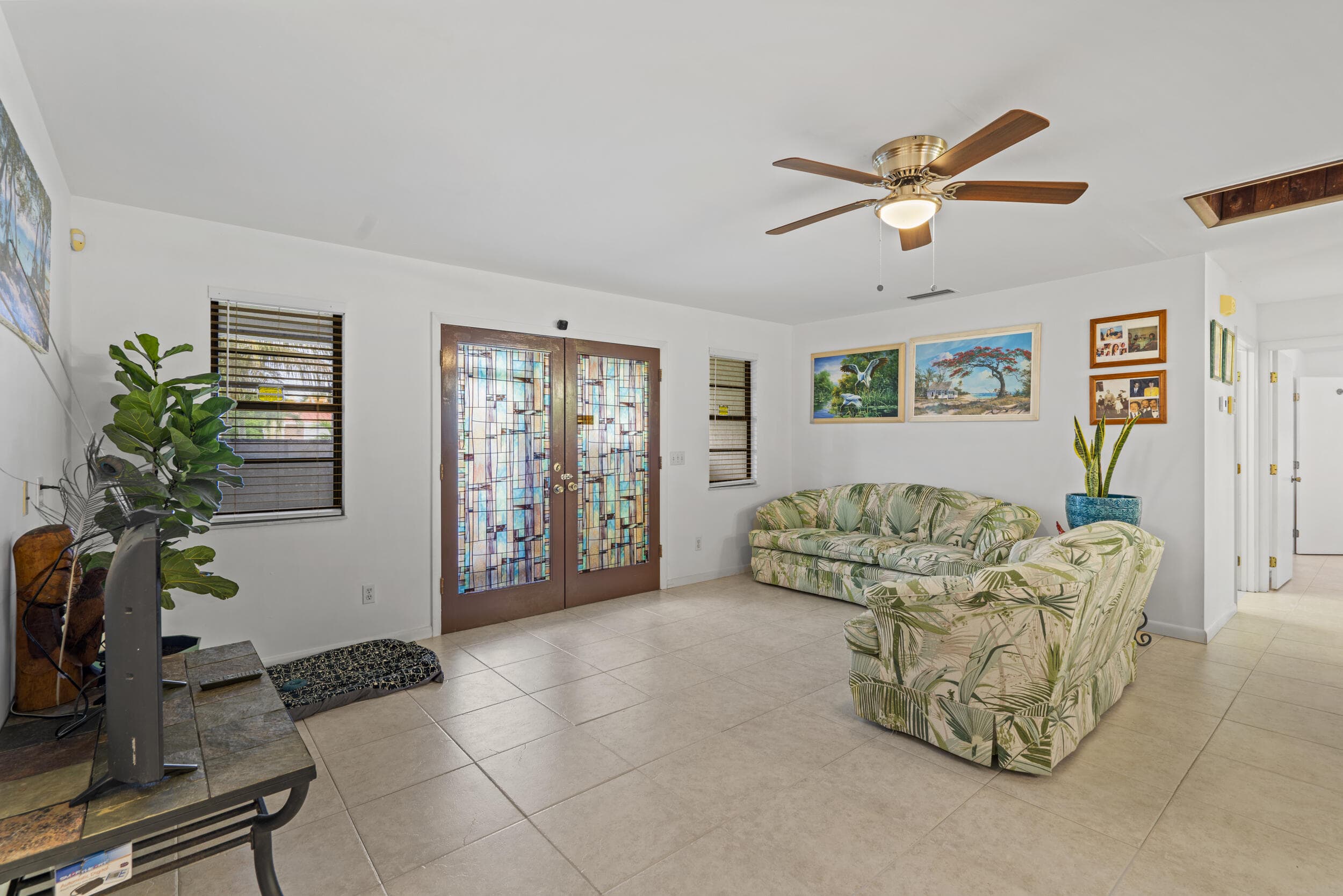 1915 Eucalyptus Avenue, Fort Pierce, FL 34949 — photo 5 of 50