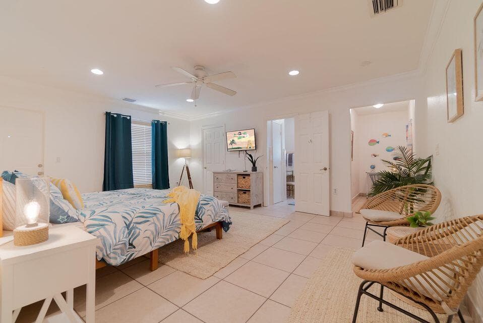 951 Green Street, West Palm Beach, FL 33405 — photo 19 of 45