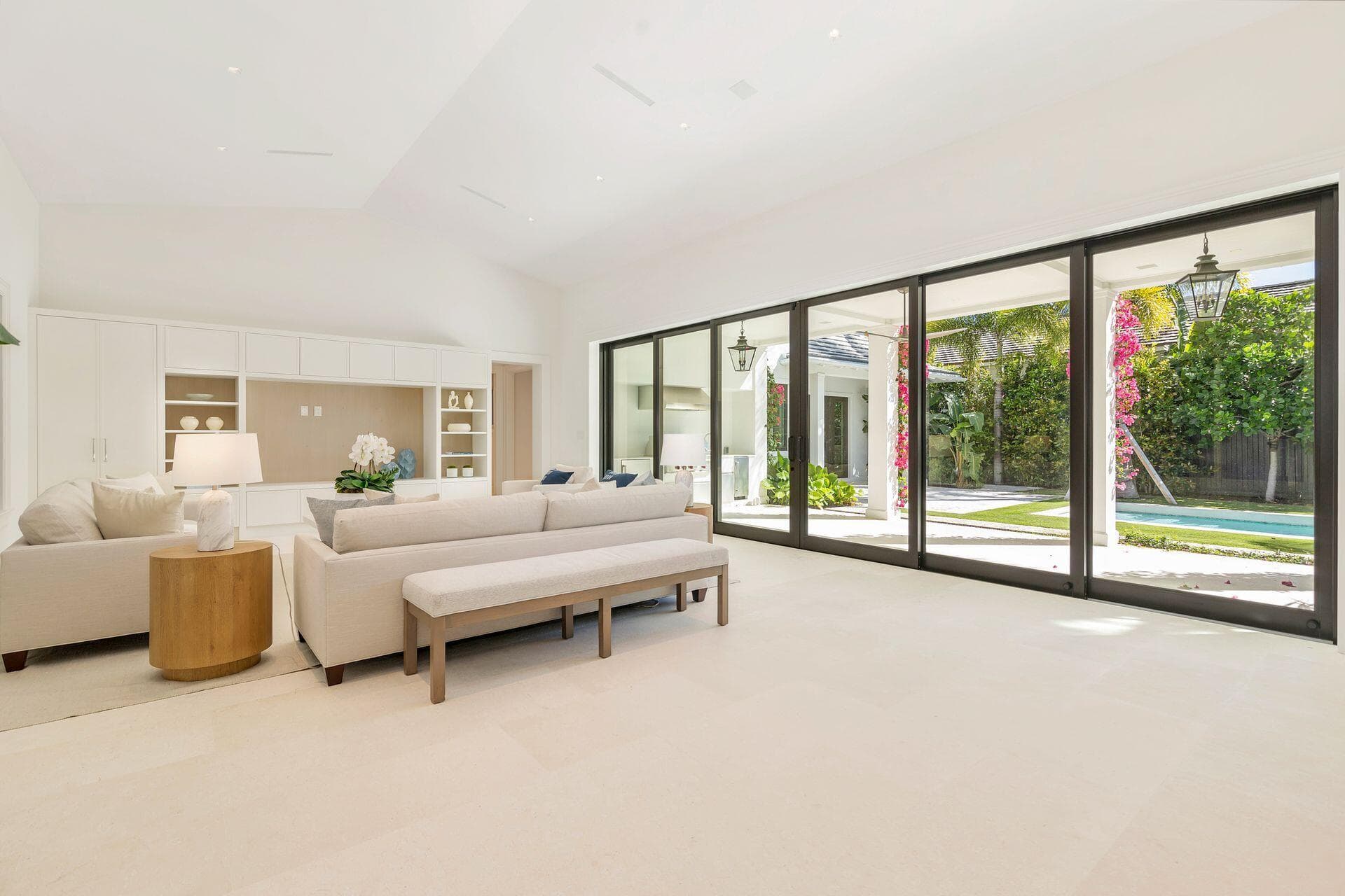 215 Summa Street, West Palm Beach, FL 33405 — photo 13 of 76