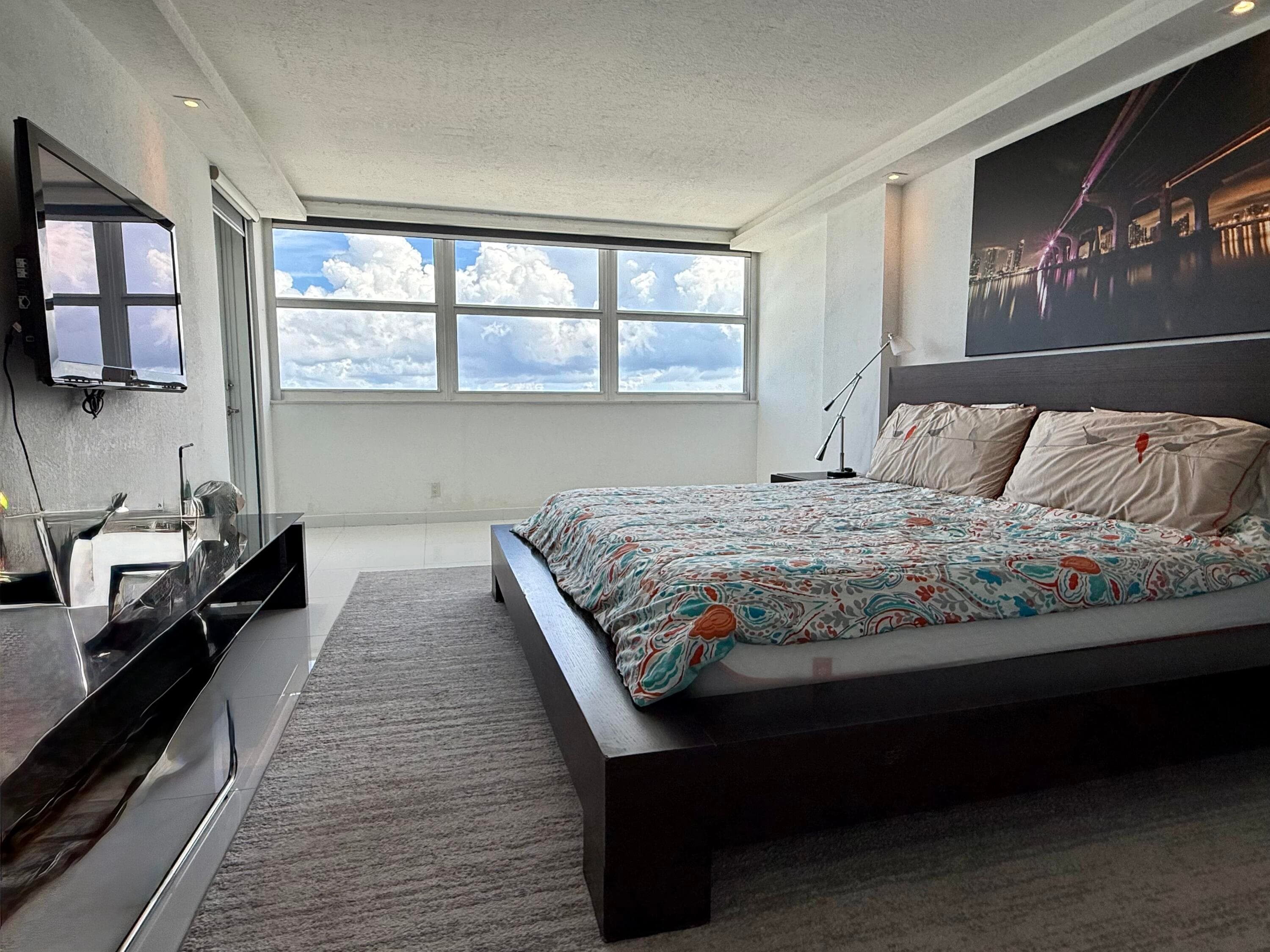 1890 S Ocean Drive 703, Hallandale Beach, FL 33009 — photo 19 of 37