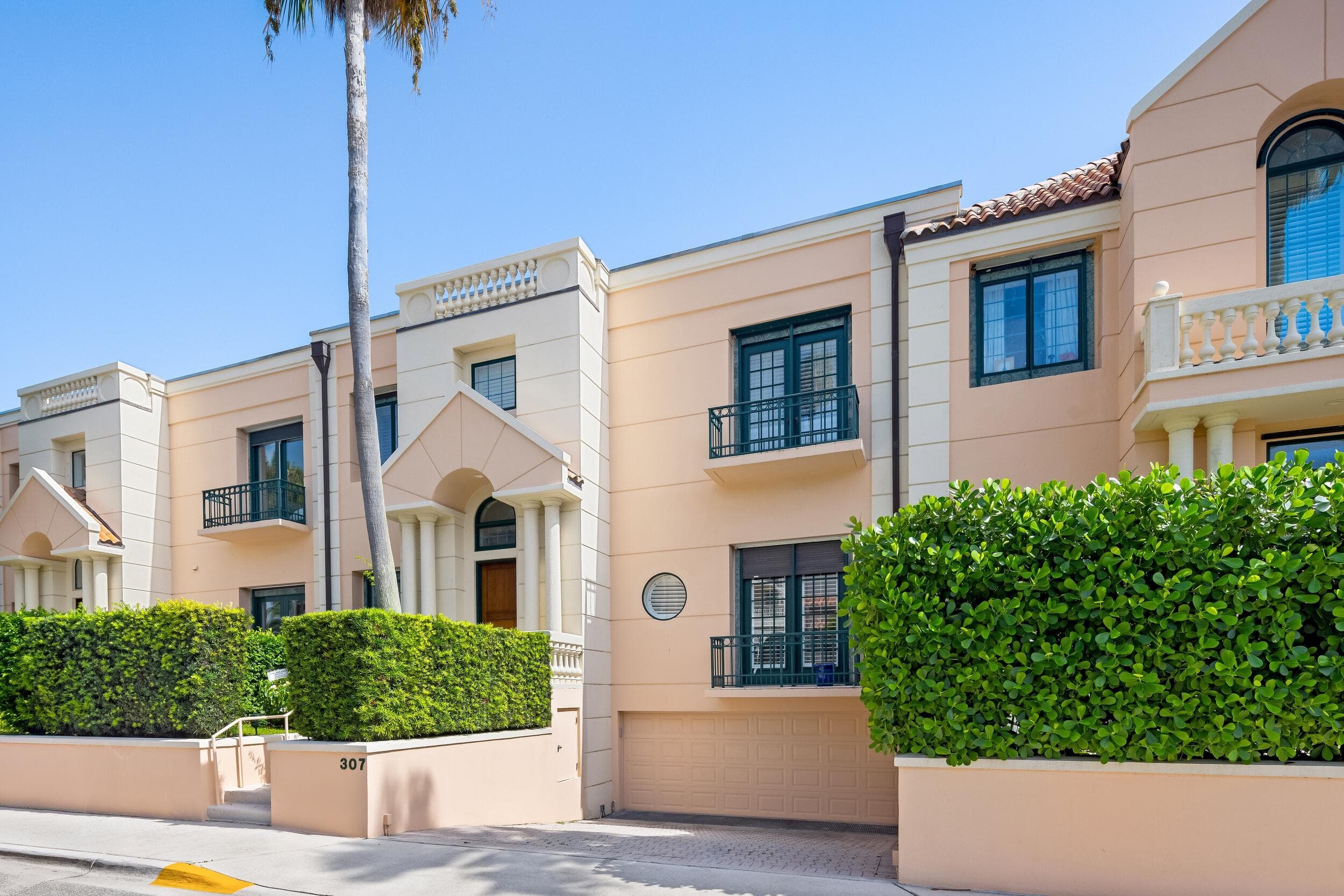 307 Everglade Avenue, Palm Beach, FL 33480 — photo 4 of 48