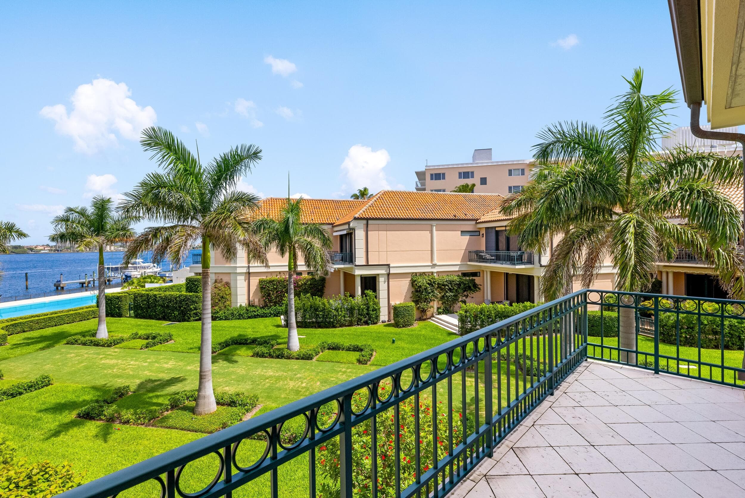 307 Everglade Avenue, Palm Beach, FL 33480 — photo 23 of 48